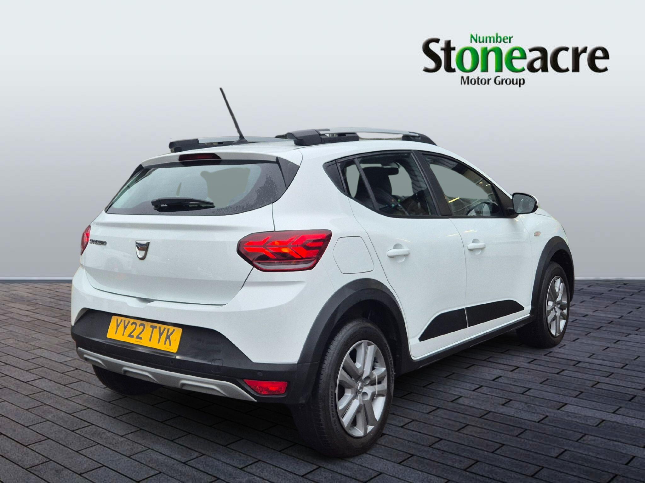 Dacia Sandero Stepway 1.0 TCe Comfort 5dr YY22TYK Image 3