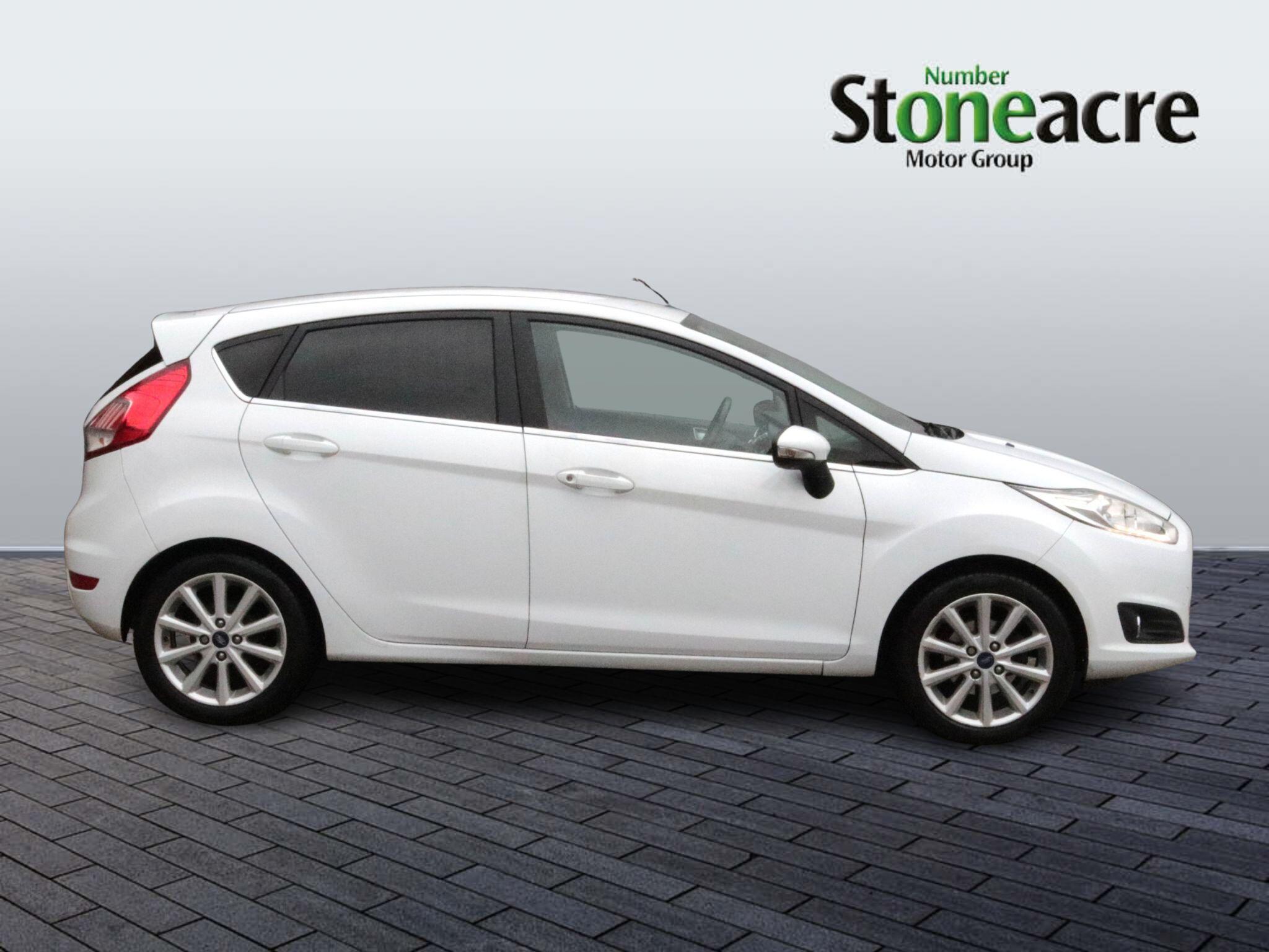 Ford Fiesta 1.0T EcoBoost Titanium Hatchback 5dr Petrol Manual Euro 6 (s/s) (100 ps) GJ67LFV Image 2