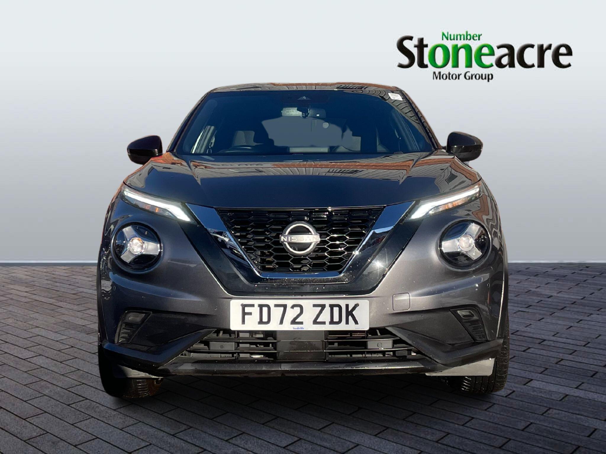 Nissan Juke 1.0 DiG-T N-Connecta 5dr FD72ZDK Image 2