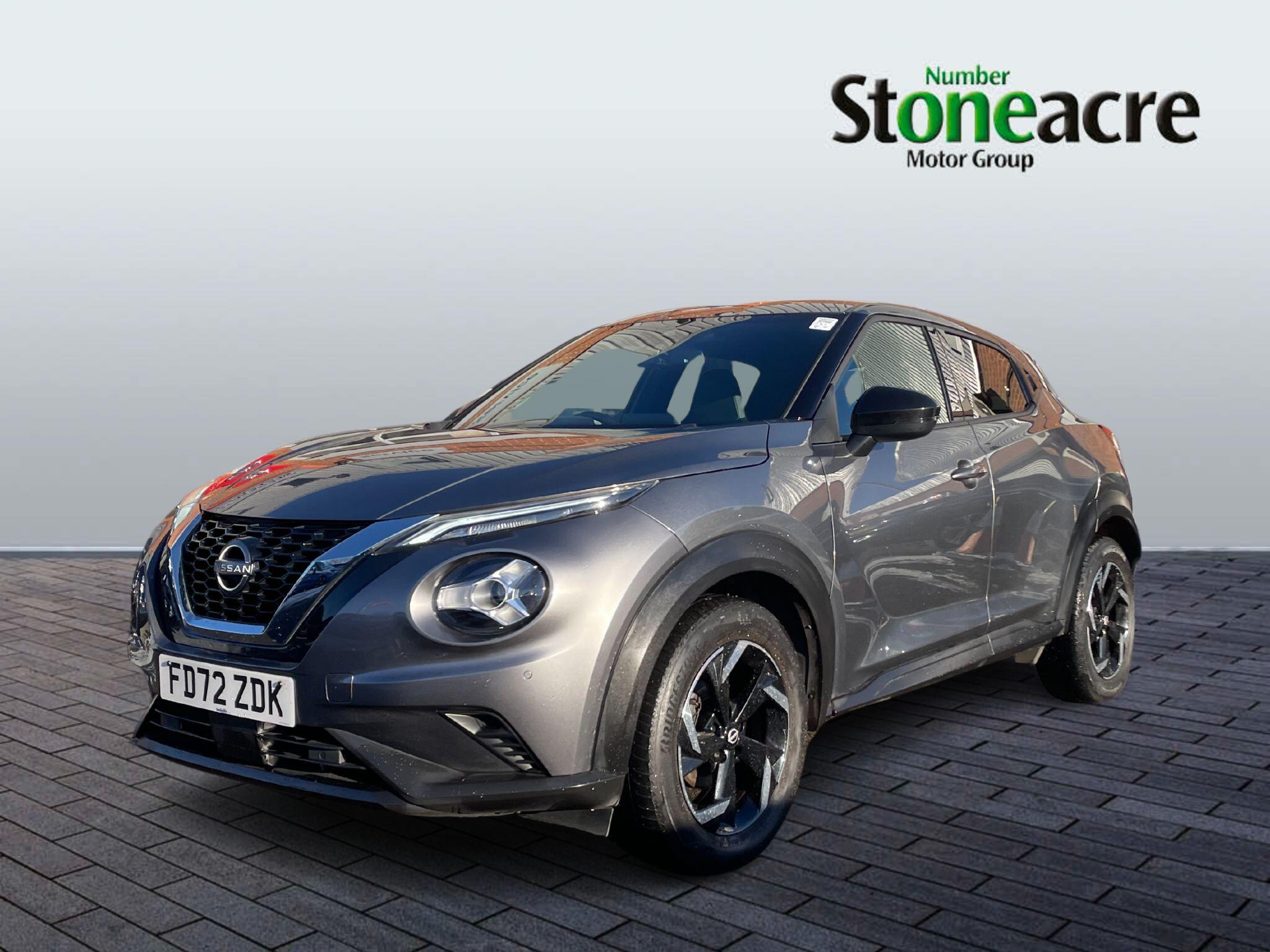Nissan Juke 1.0 DiG-T N-Connecta 5dr FD72ZDK Image 3