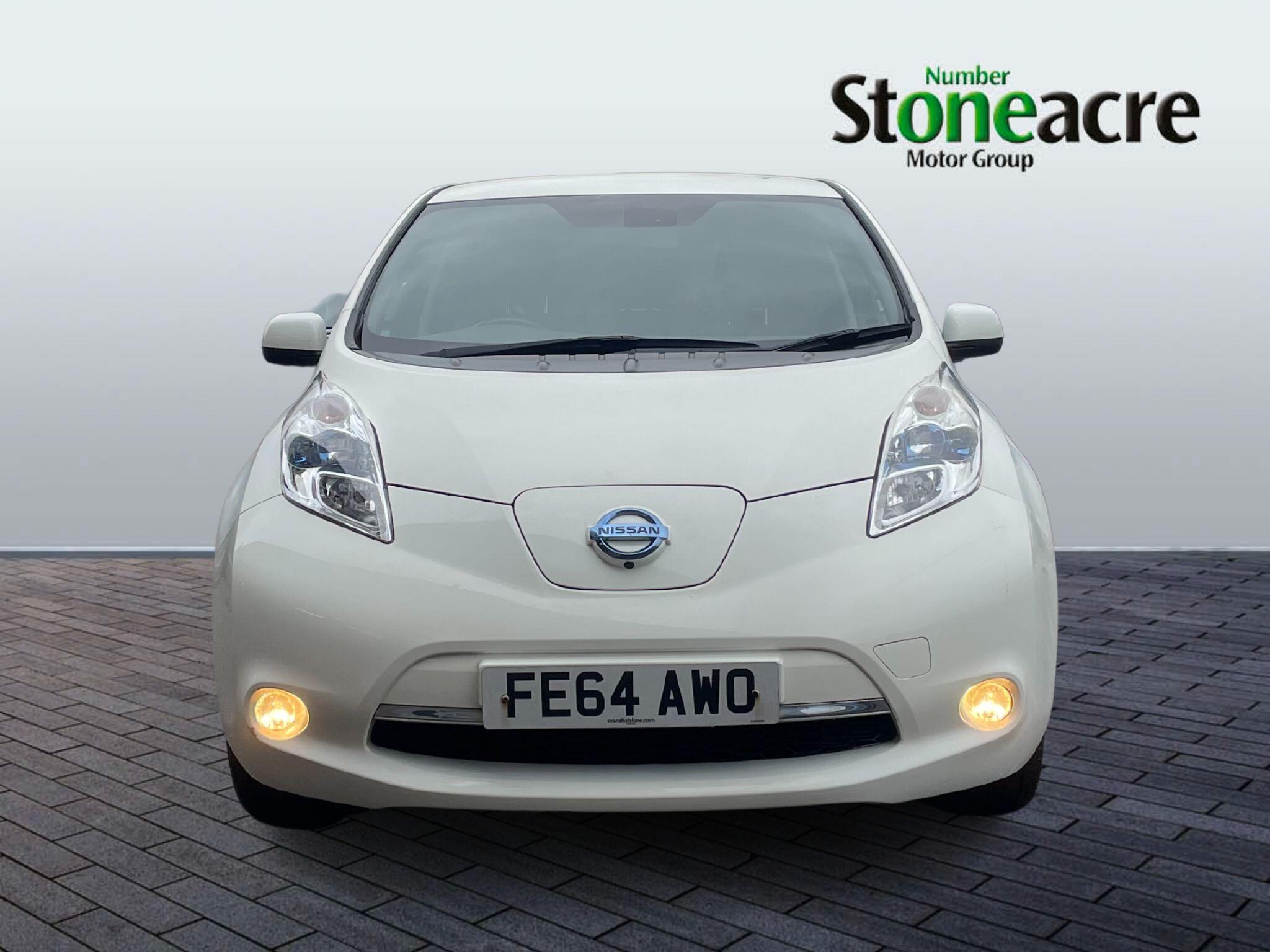 Nissan LEAF 24kWh Tekna Hatchback 5dr Electric Auto (107 bhp) FE64AWO Image 2