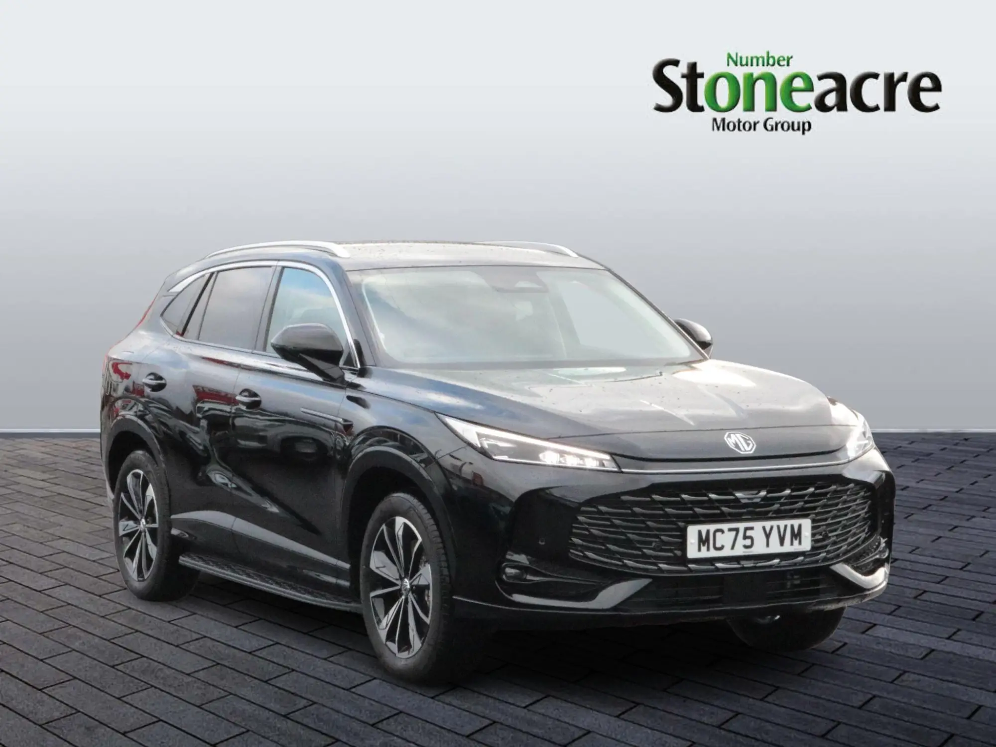 MG HS Plug-In Hybrid 1.5 T-GDI 24.7 kWh Trophy Auto Euro 6 (s/s) 5dr MC75YVM Image 1