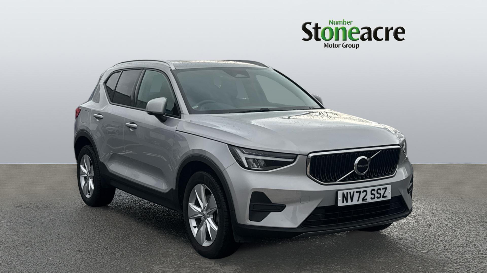 Volvo XC40 Core B3 (163 hp) Auto NV72SSZ Image 1