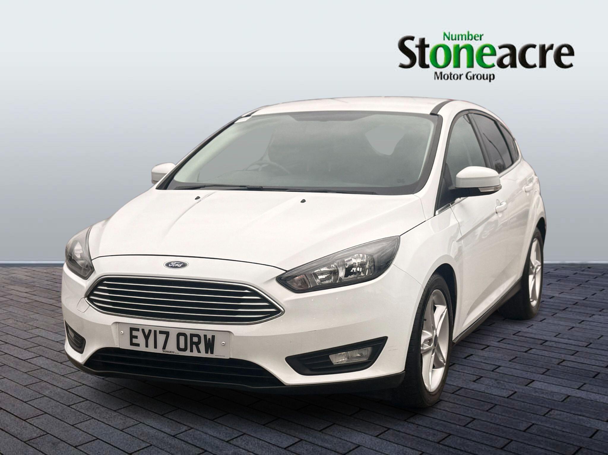 Ford Focus 1.5 TDCi Zetec Hatchback 5dr Diesel Manual Euro 6 (s/s) (120 ps) EY17ORW Image 3