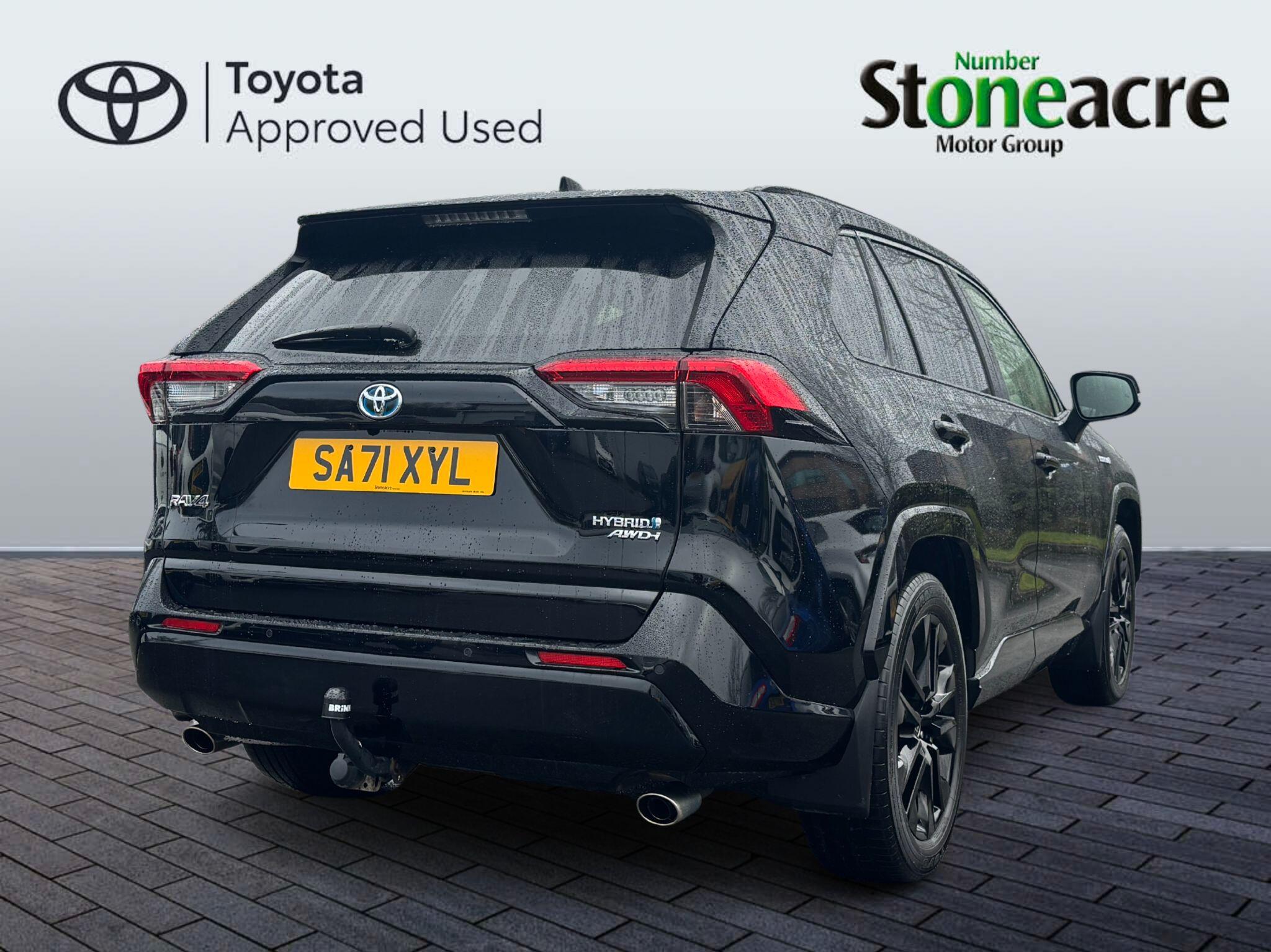 Toyota RAV4 2.5 VVT-h Black Edition SUV 5dr Petrol Hybrid CVT 4WD Euro 6 (s/s) (222 ps) SA71XYL Image 3