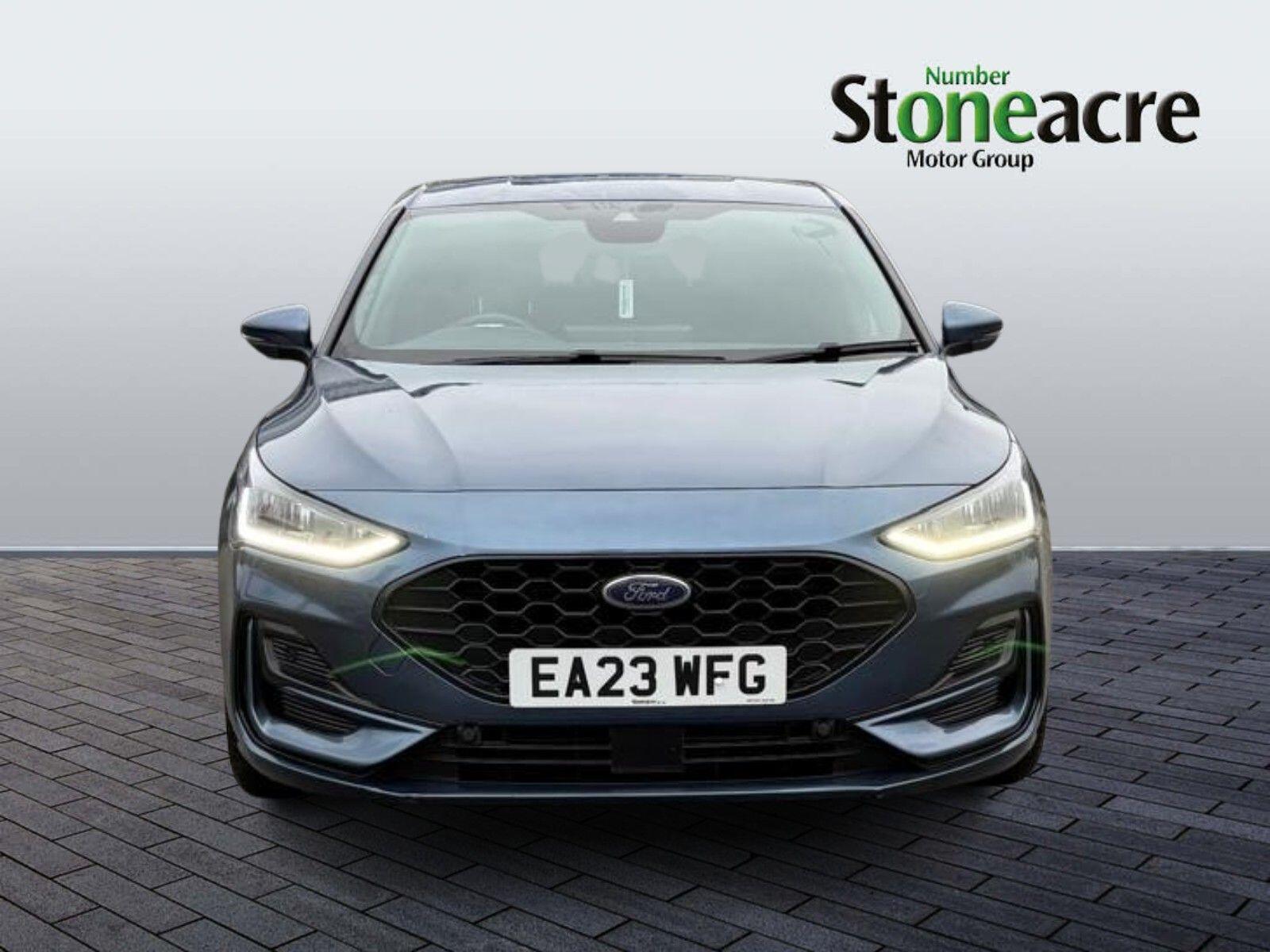 Ford Focus 1.0 EcoBoost ST-Line Style 5dr EA23WFG Image 2