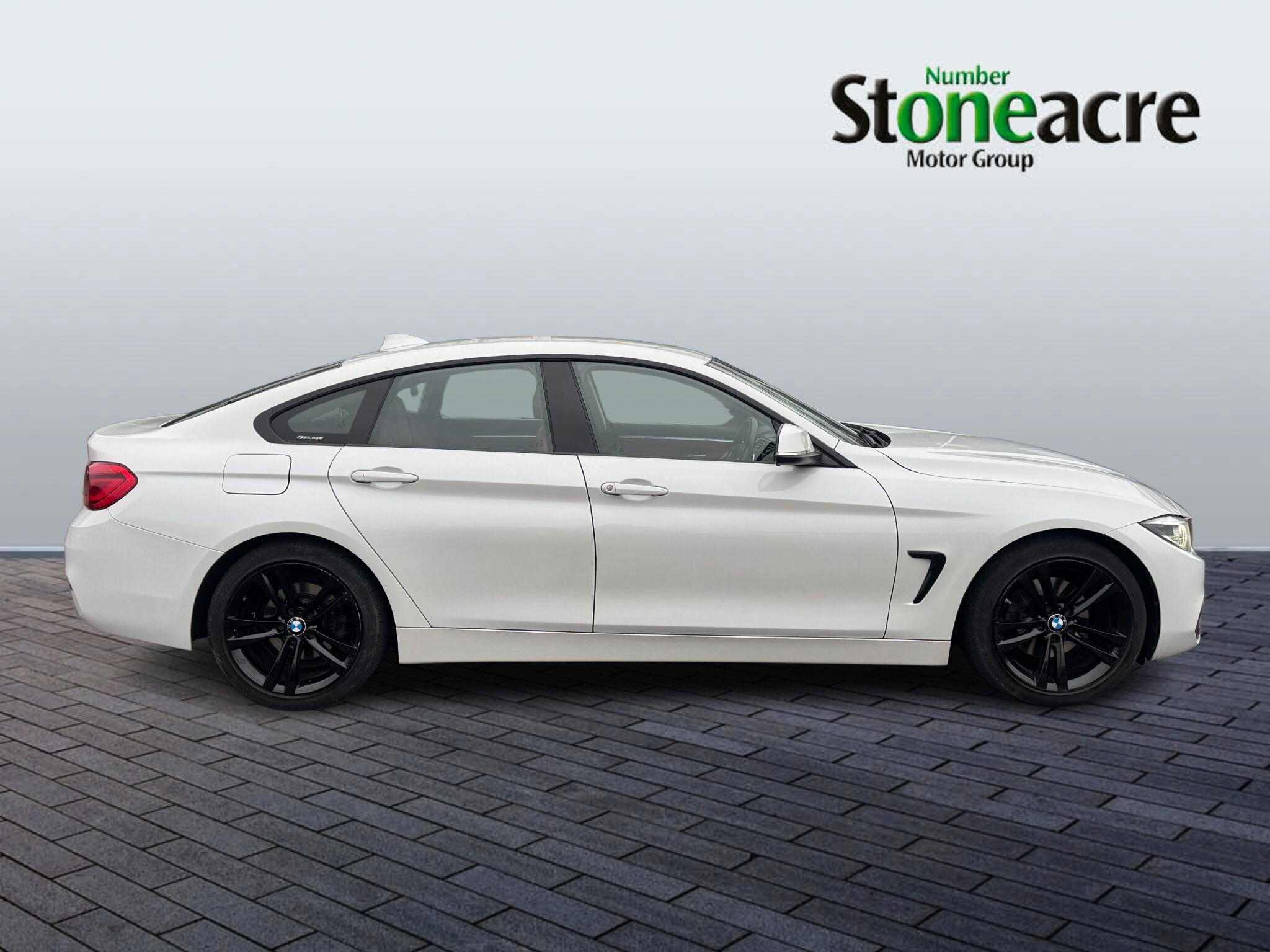 BMW 4 Series Gran Coupe 2.0 420d Sport Auto Euro 6 (s/s) 5dr KE67FKF Image 2