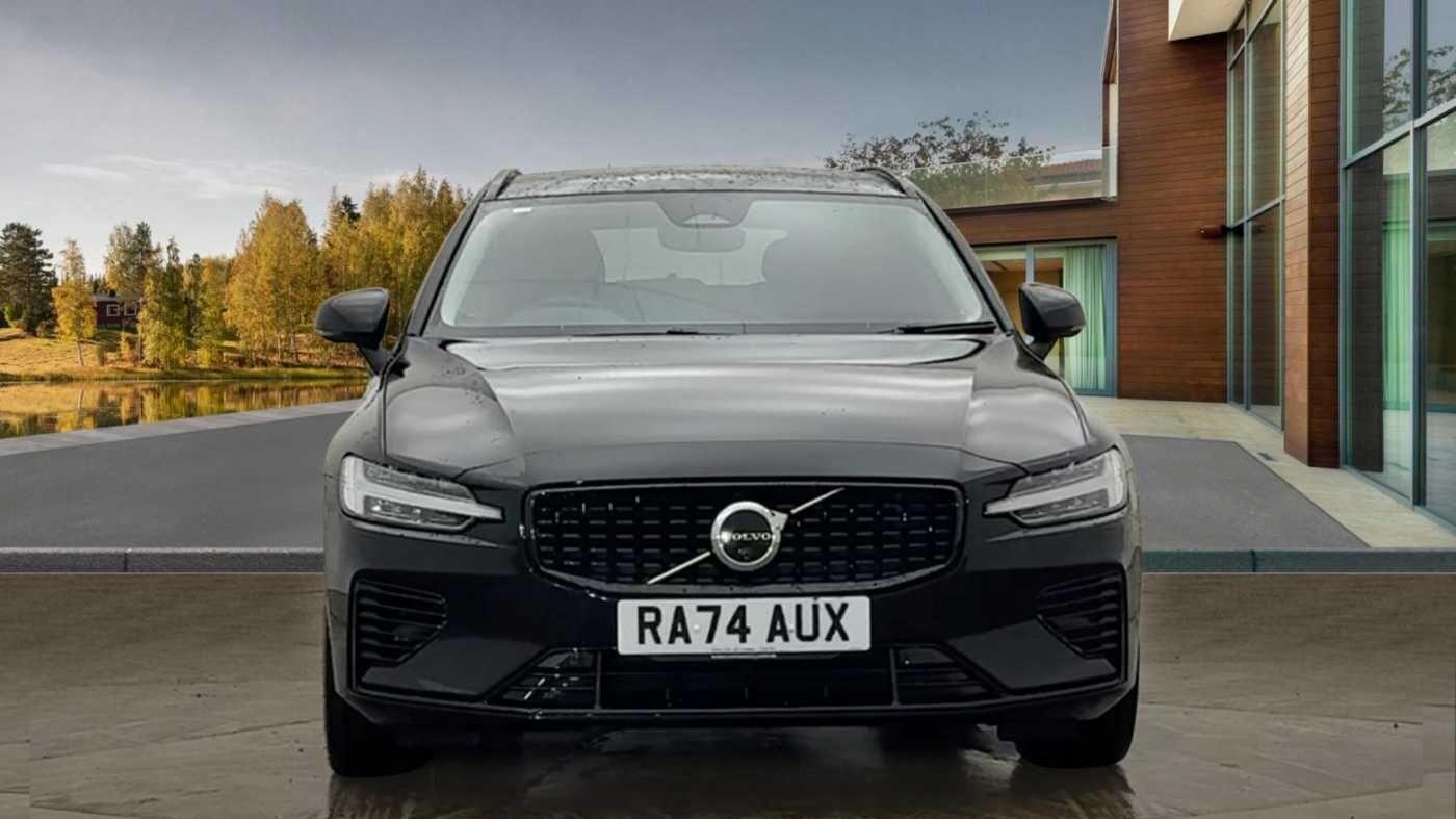 Volvo V60 Plug-In Hybrid 2.0 T8 18.8kWh Ultra Auto AWD Euro 6 (s/s) 5dr RA74AUX Image 2