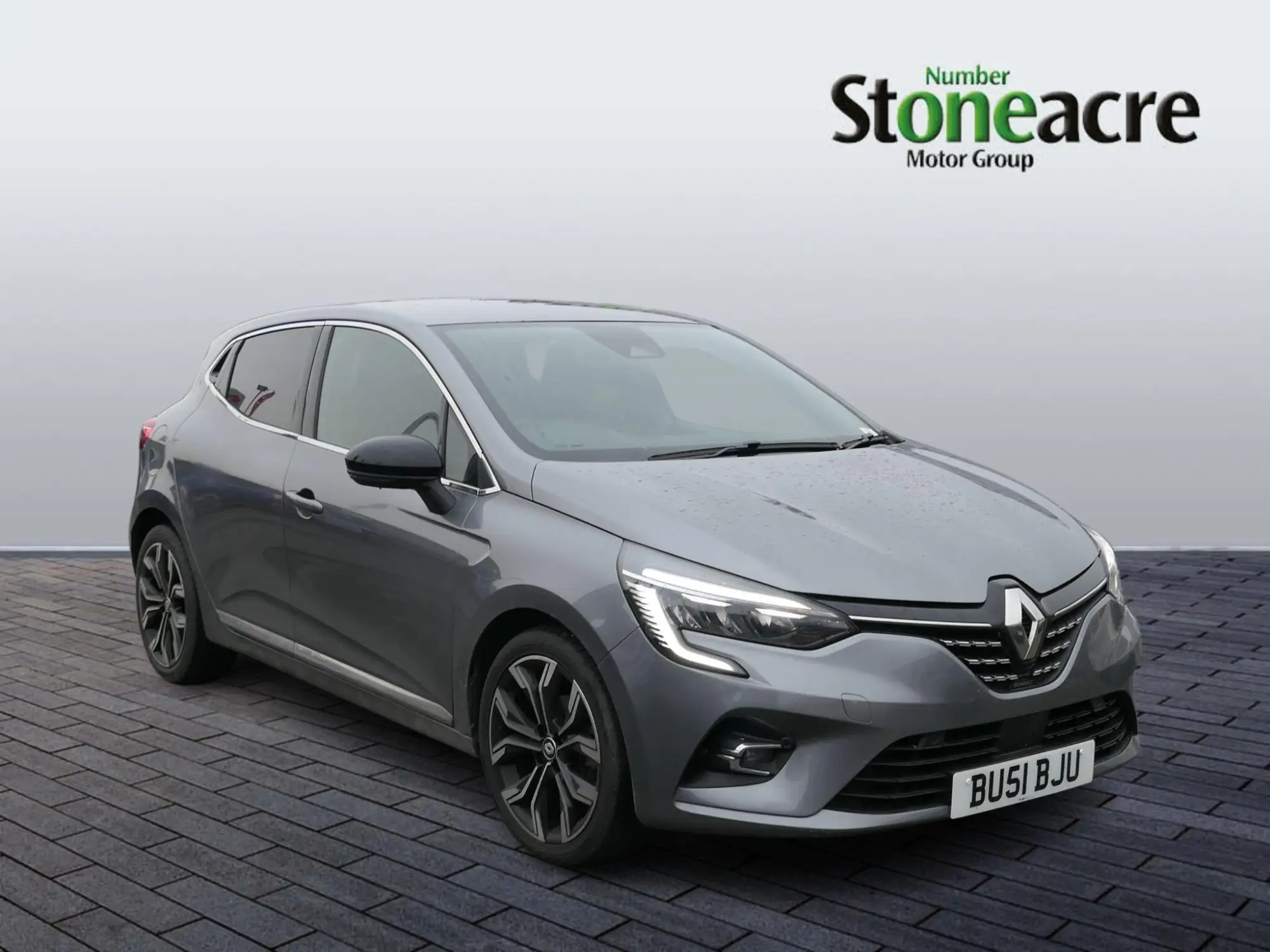 Renault Clio 1.0 TCe Techno Euro 6 (s/s) 5dr YS72ZDV Image 1