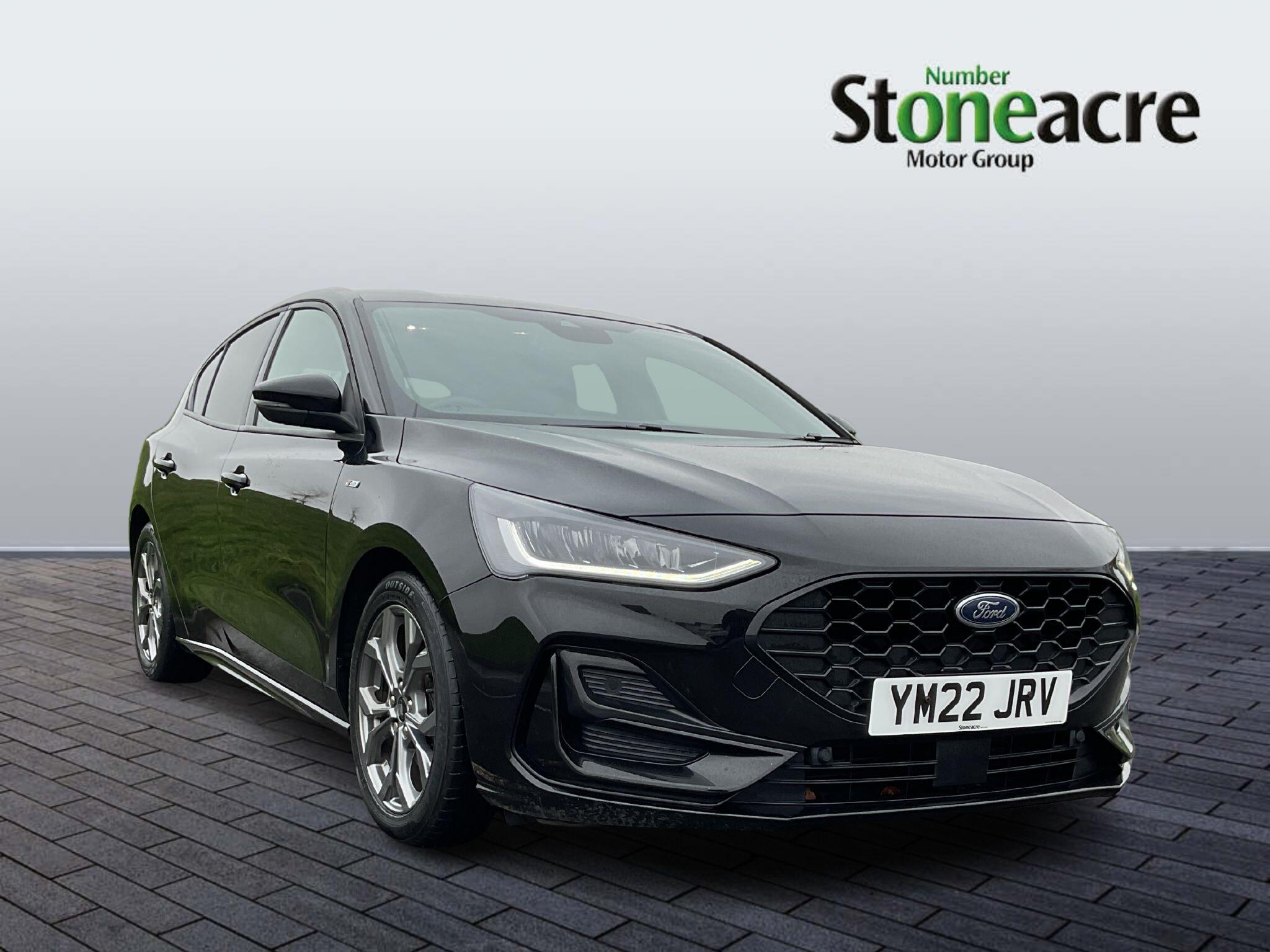 Ford Focus 1.0 EcoBoost ST-Line Style 5dr YM22JRV Image 1