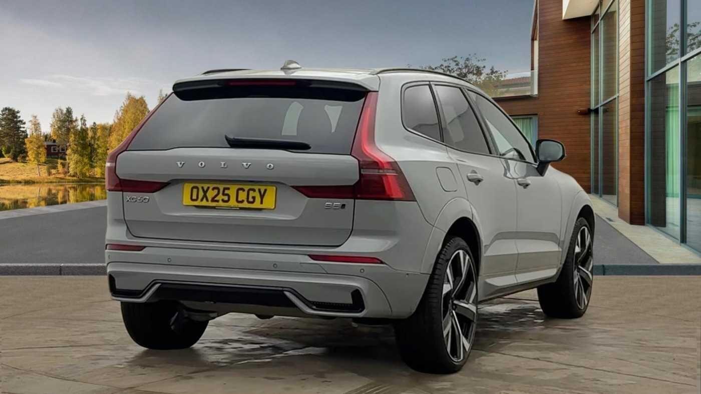 Volvo XC60 Image 3