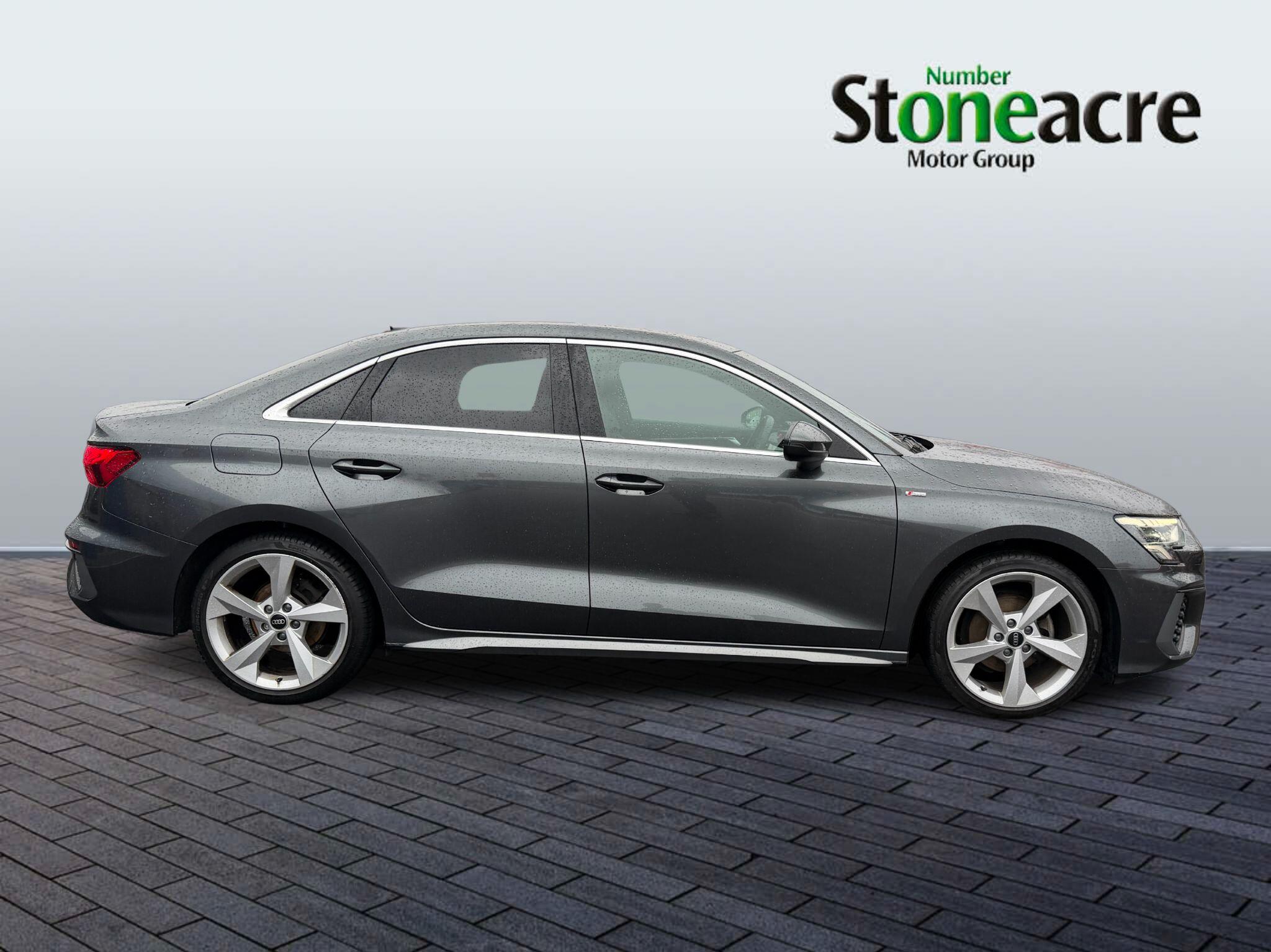 Audi A3 1.0 TFSI 30 S line Euro 6 (s/s) 4dr PF72EYC Image 2