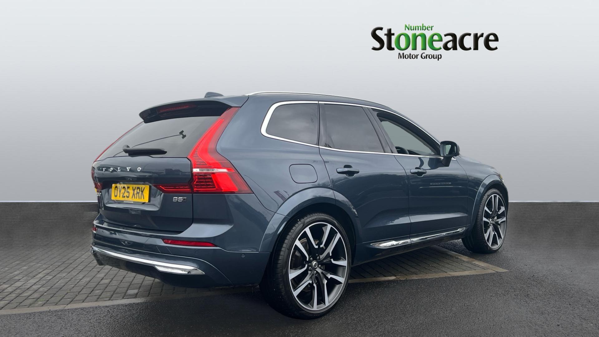 Volvo XC60 Image 2