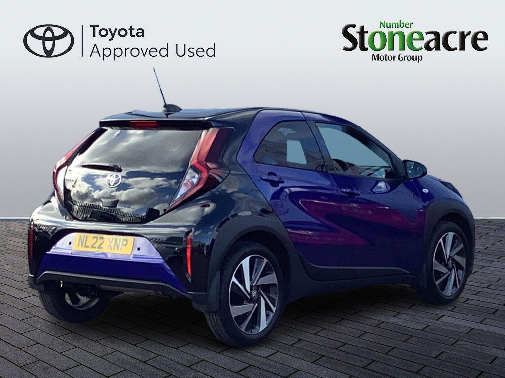 Toyota Aygo X 1.0 VVT-i Edge 5dr NL22XNP Image 3