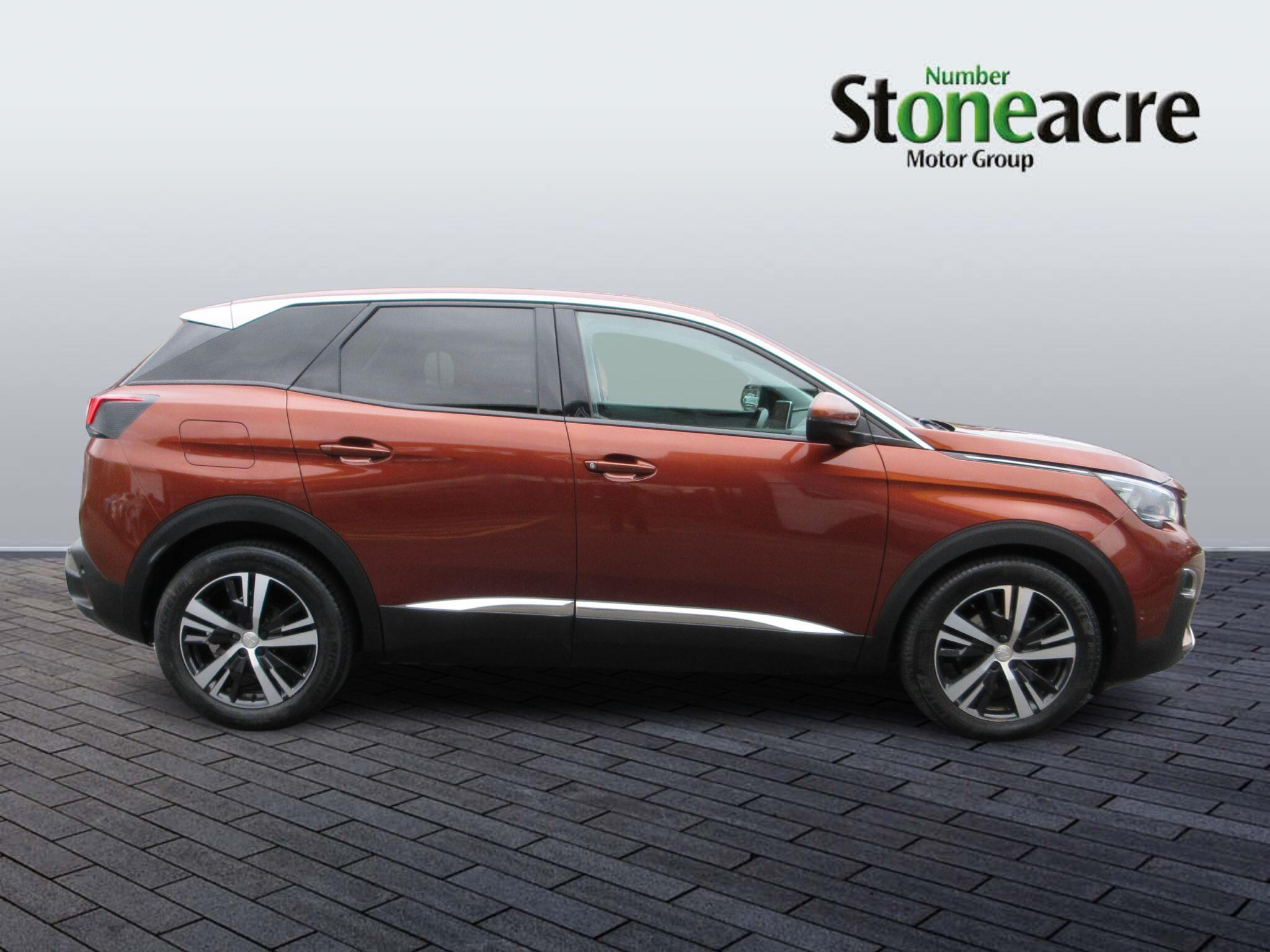 Peugeot 3008 1.2 PureTech Allure 5dr KT67OCH Image 2