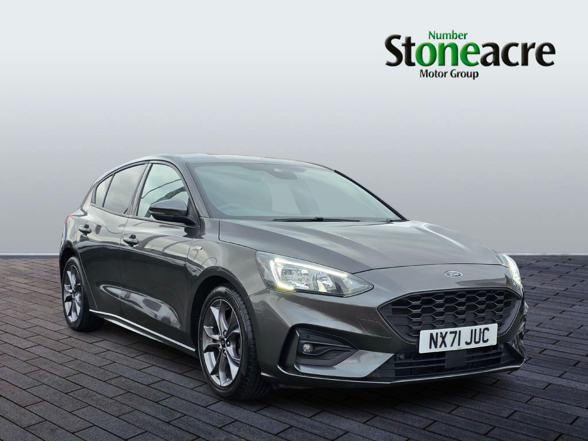 Ford Focus 1.0T EcoBoost ST-Line Edition Euro 6 (s/s) 5dr NX71JUC Image 1