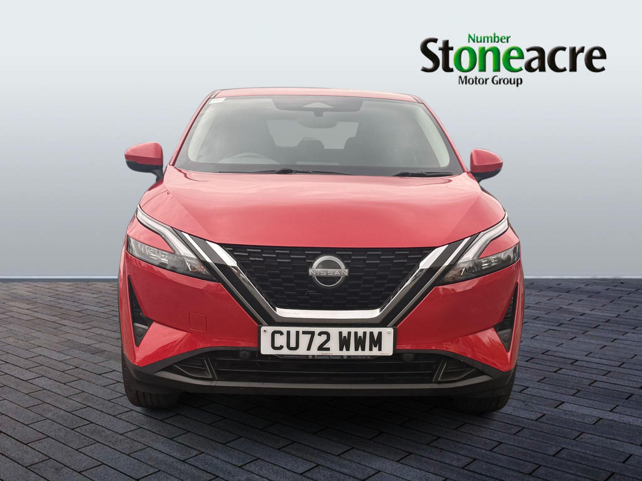 Nissan Qashqai 1.3 DIG-T MHEV Acenta Premium Euro 6 (s/s) 5dr CU72WWM Image 2