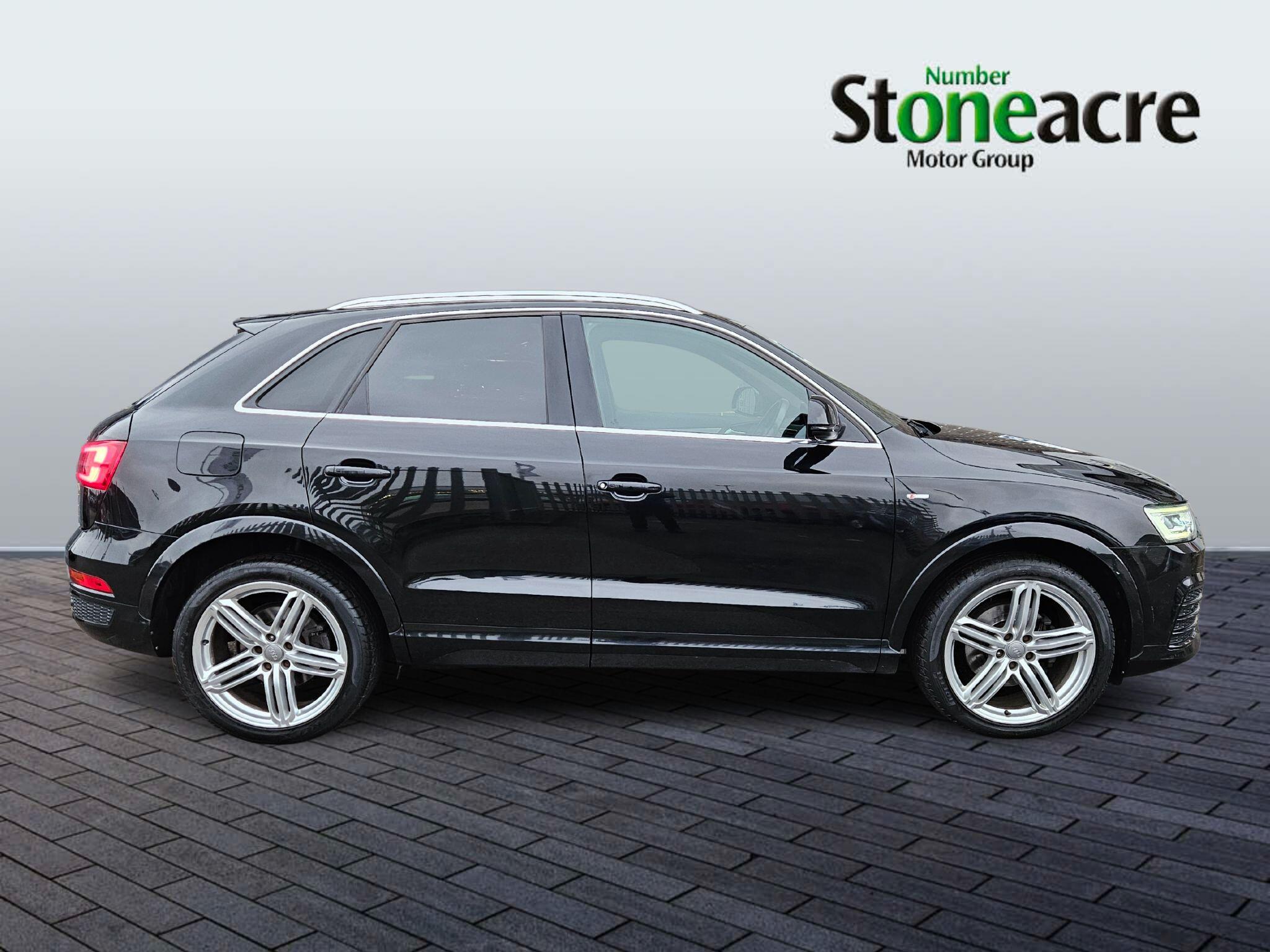 Audi Q3 2.0 TDI S line Plus quattro Euro 6 (s/s) 5dr L19WLD Image 2