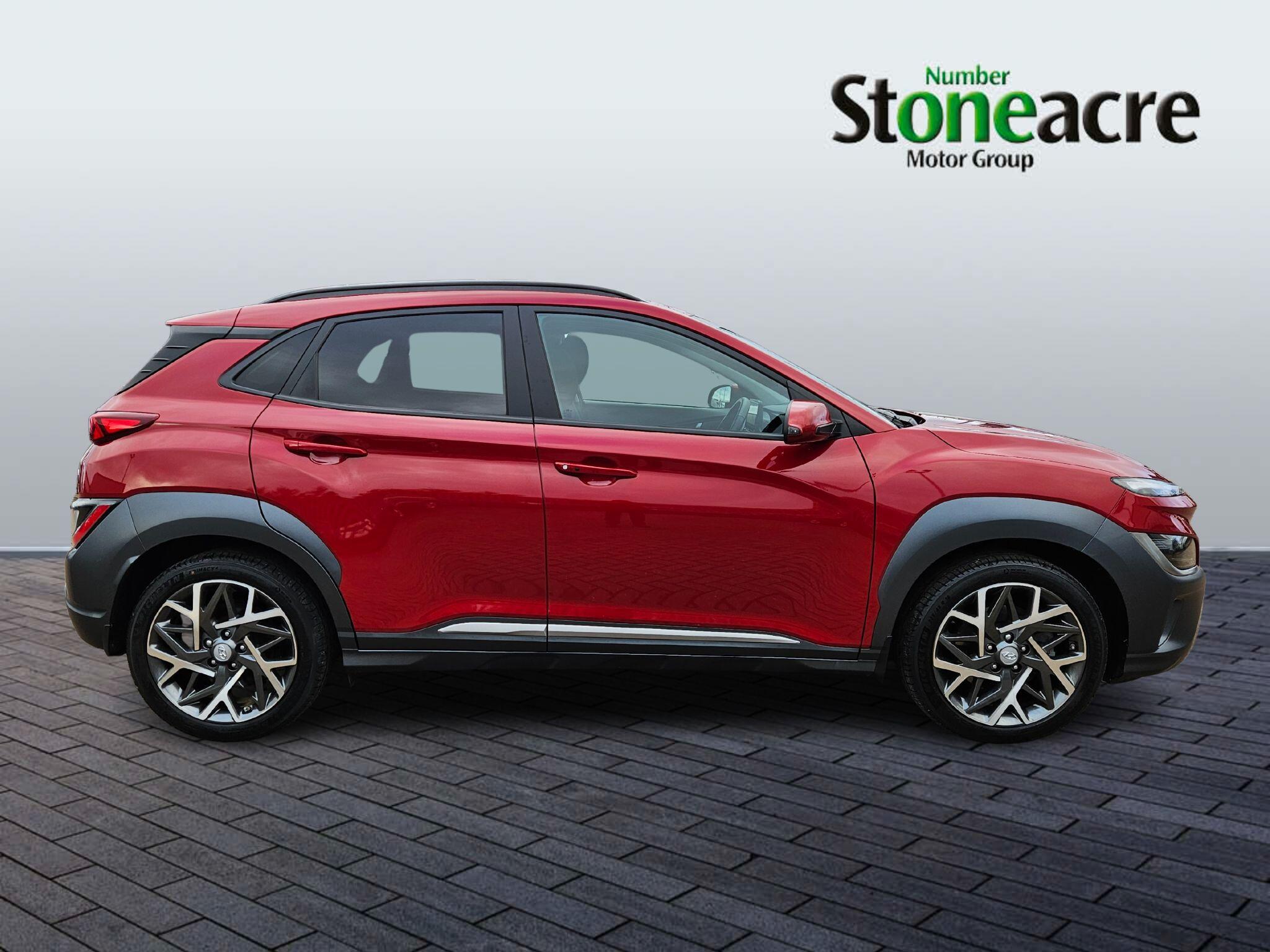 Hyundai KONA Hybrid 1.6 h-GDi Premium SUV 5dr Petrol Hybrid DCT Euro 6 (s/s) (141 ps) J222JDW Image 2