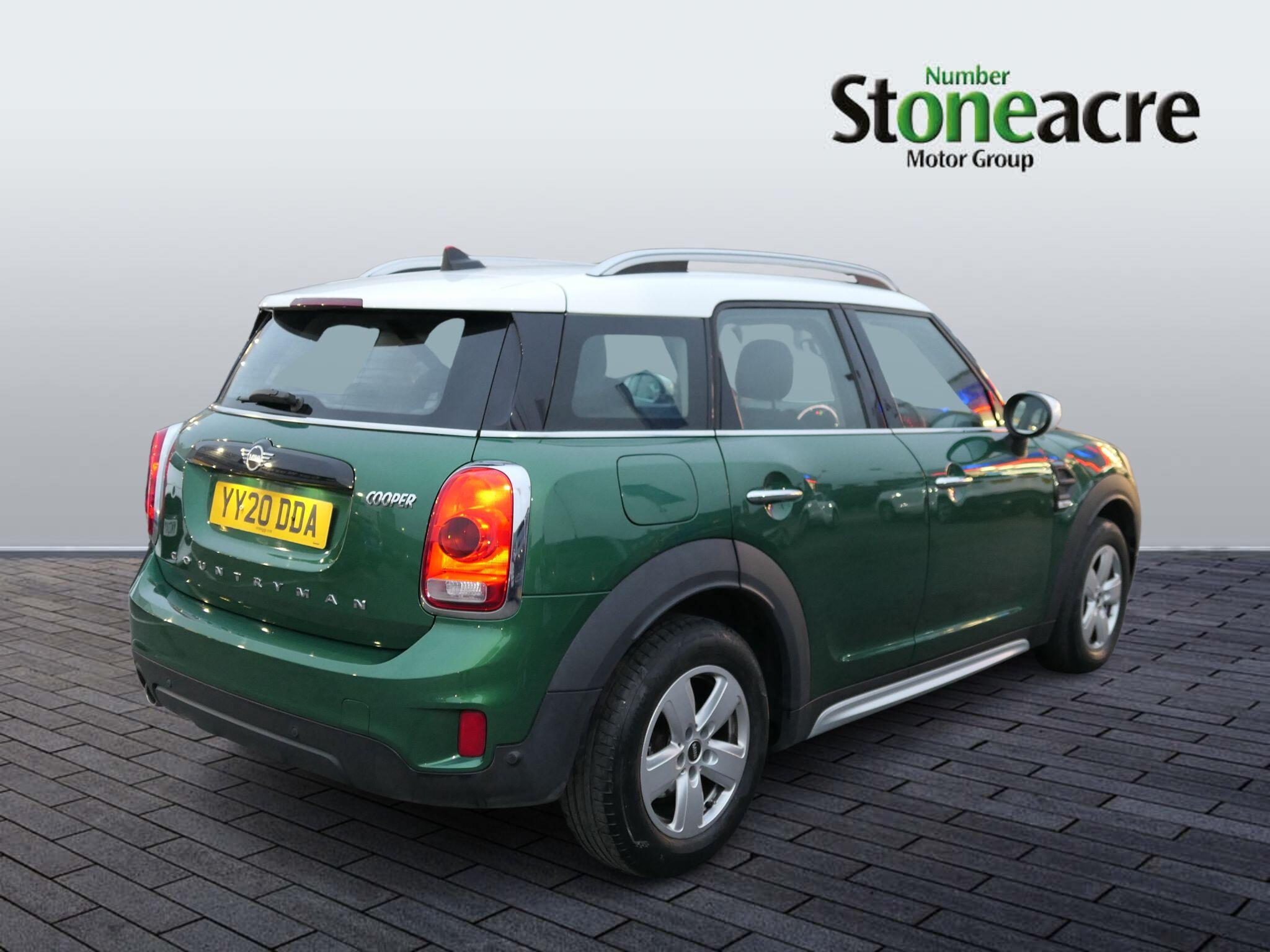 MINI Countryman Countryman Cooper Classic YY20DDA Image 2