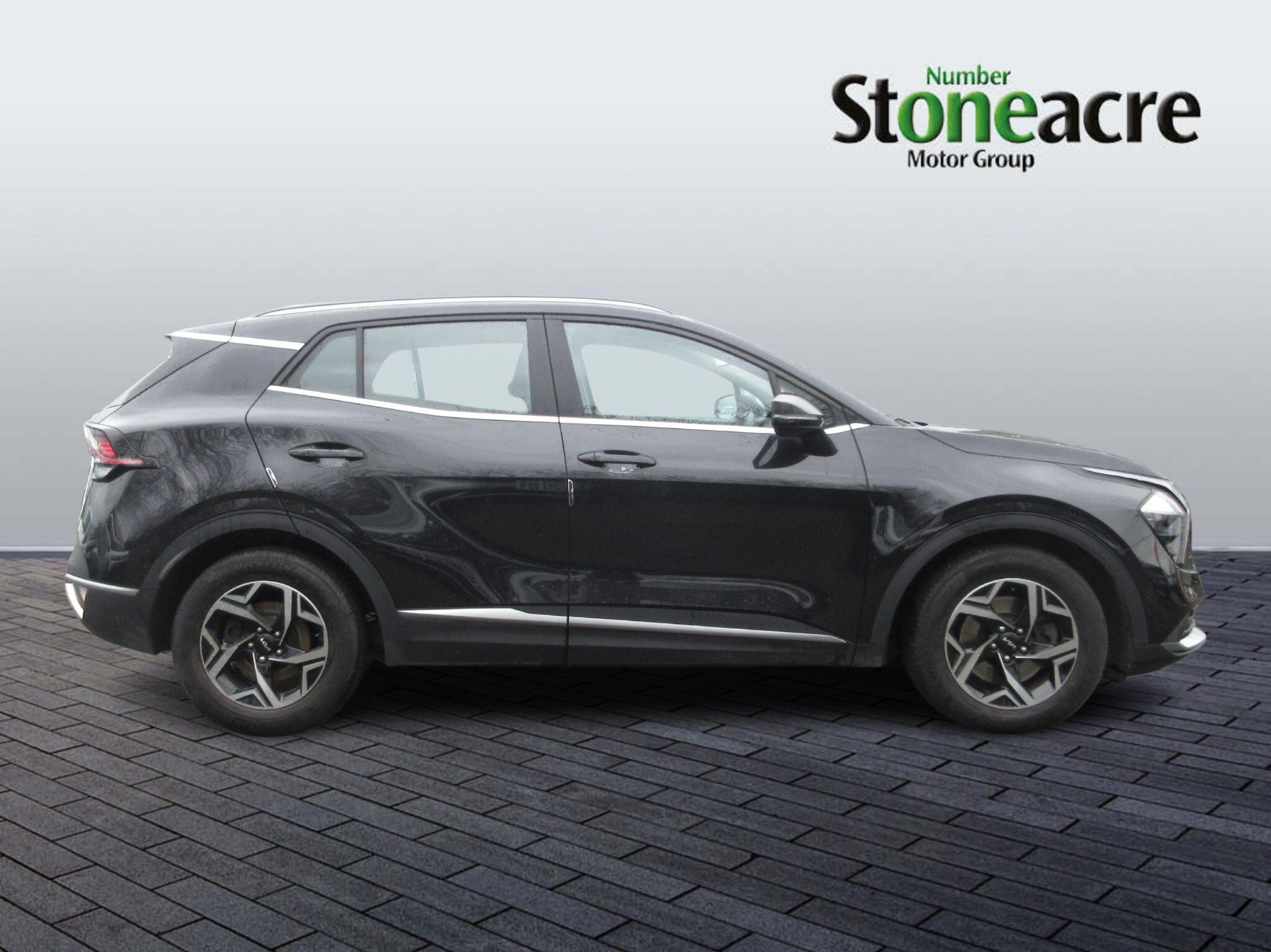 Kia Sportage 1.6 T-GDi 2 Euro 6 (s/s) 5dr YD22CZK Image 2