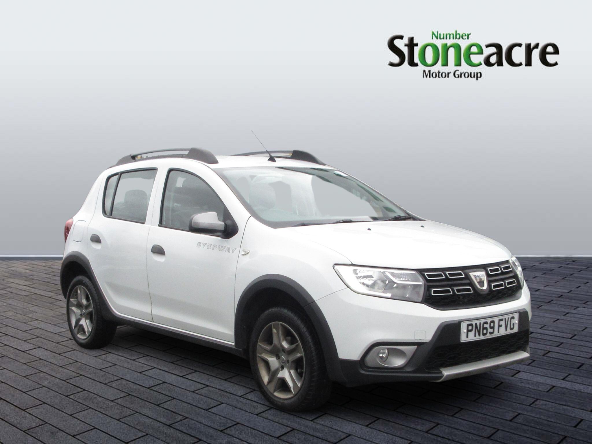 Dacia Sandero Stepway 0.9 TCe Essential 5dr PN69FVG Image 1