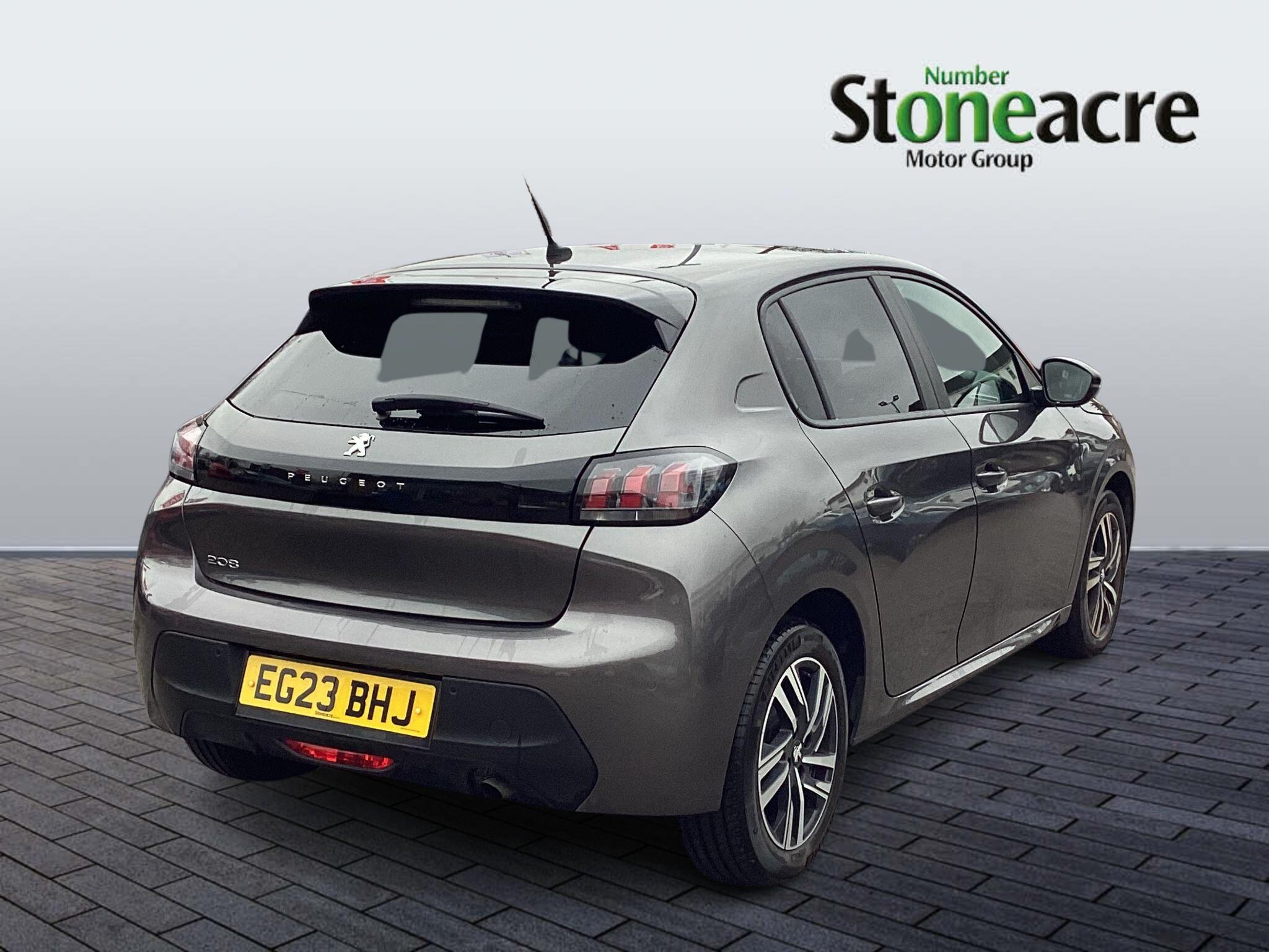 Peugeot 208 1.2 PureTech Active Premium + Euro 6 (s/s) 5dr EG23BHJ Image 2