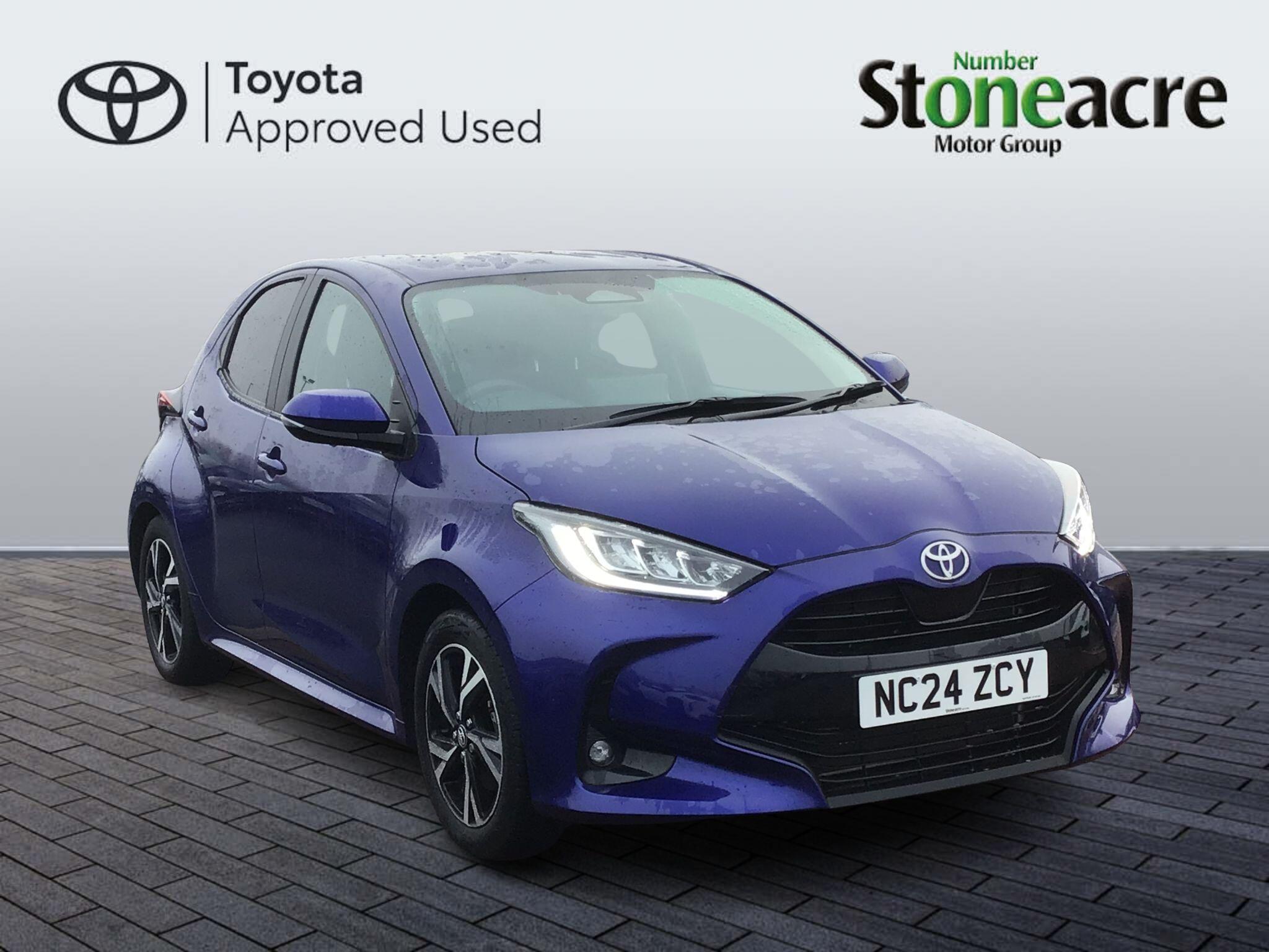 Toyota Yaris 1.5 Hybrid Design 5dr CVT NC24ZCY Image 1