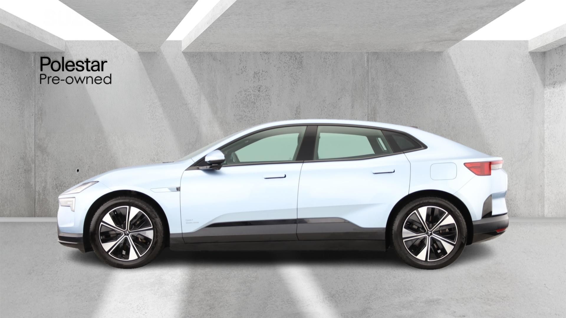 Polestar 4 Single Motor 100kWh Long Range Auto RWD 5dr OV74XNG Image 2