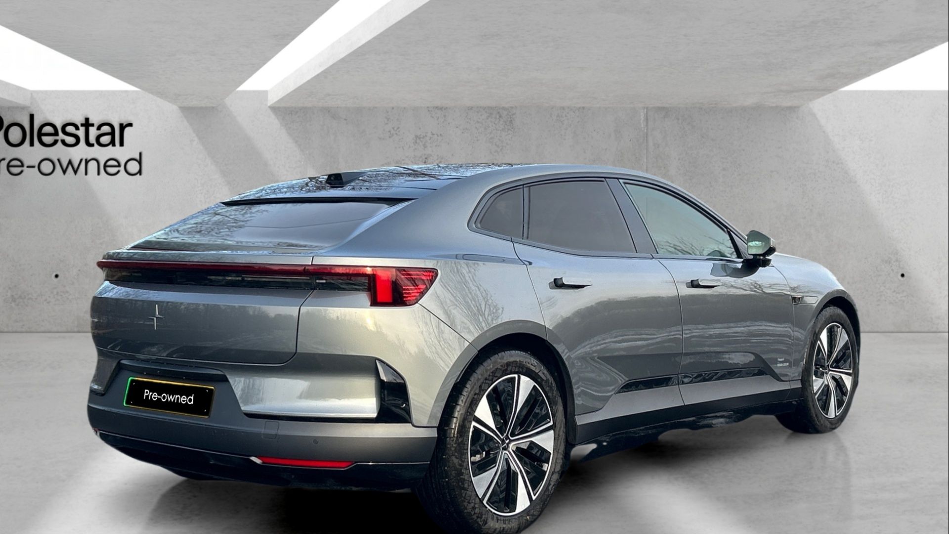 Polestar 4 Single Motor 100kWh Long Range Auto RWD 5dr OW75ZSV Image 3