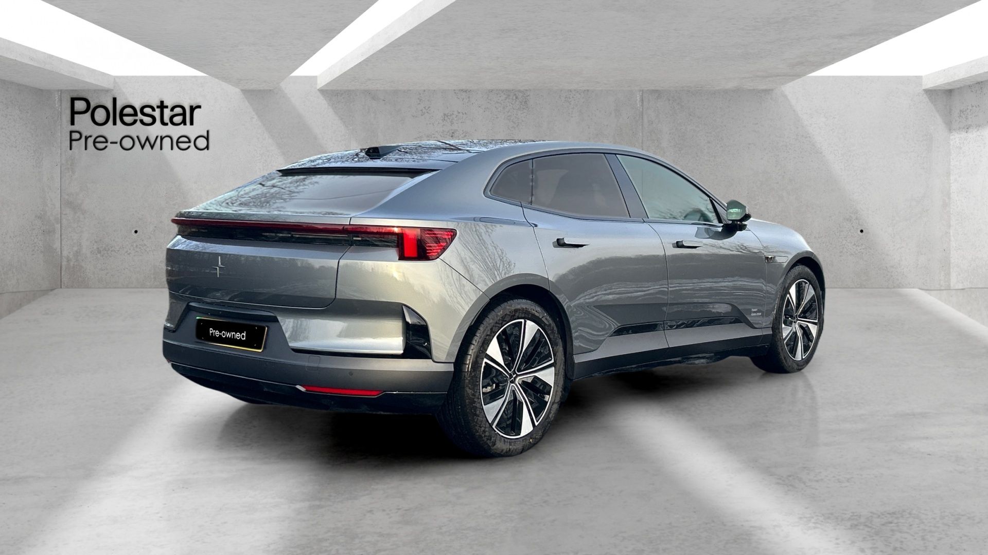 Polestar 4 Single Motor 100kWh Long Range Auto RWD 5dr OW75ZSE Image 3