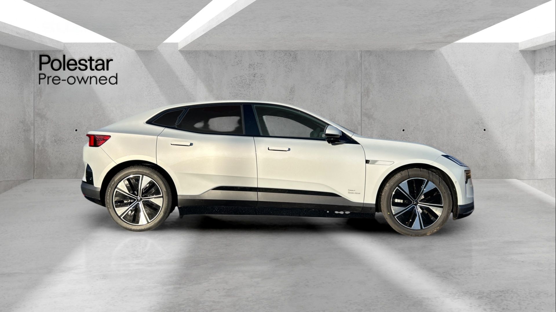 Polestar 4 Single Motor 100kWh Long Range Auto RWD 5dr OW75ZSK Image 2