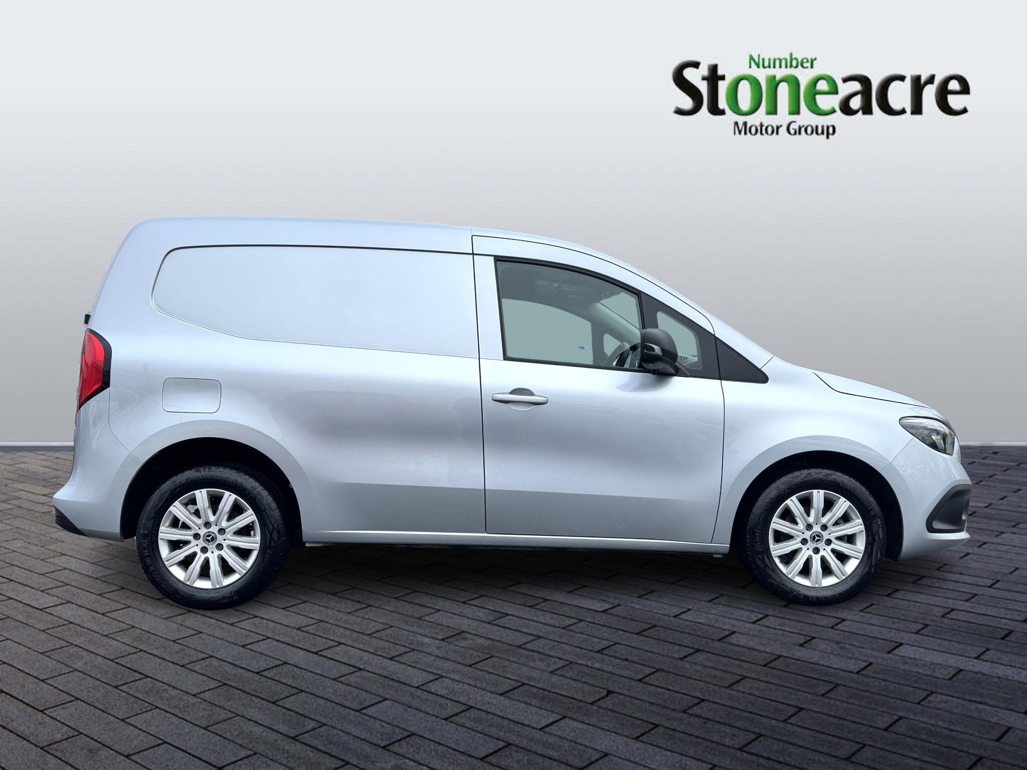 Mercedes-Benz Citan 1.5 110 CDI Premium L1 Euro 6 (s/s) 5dr NA23PVW Image 2