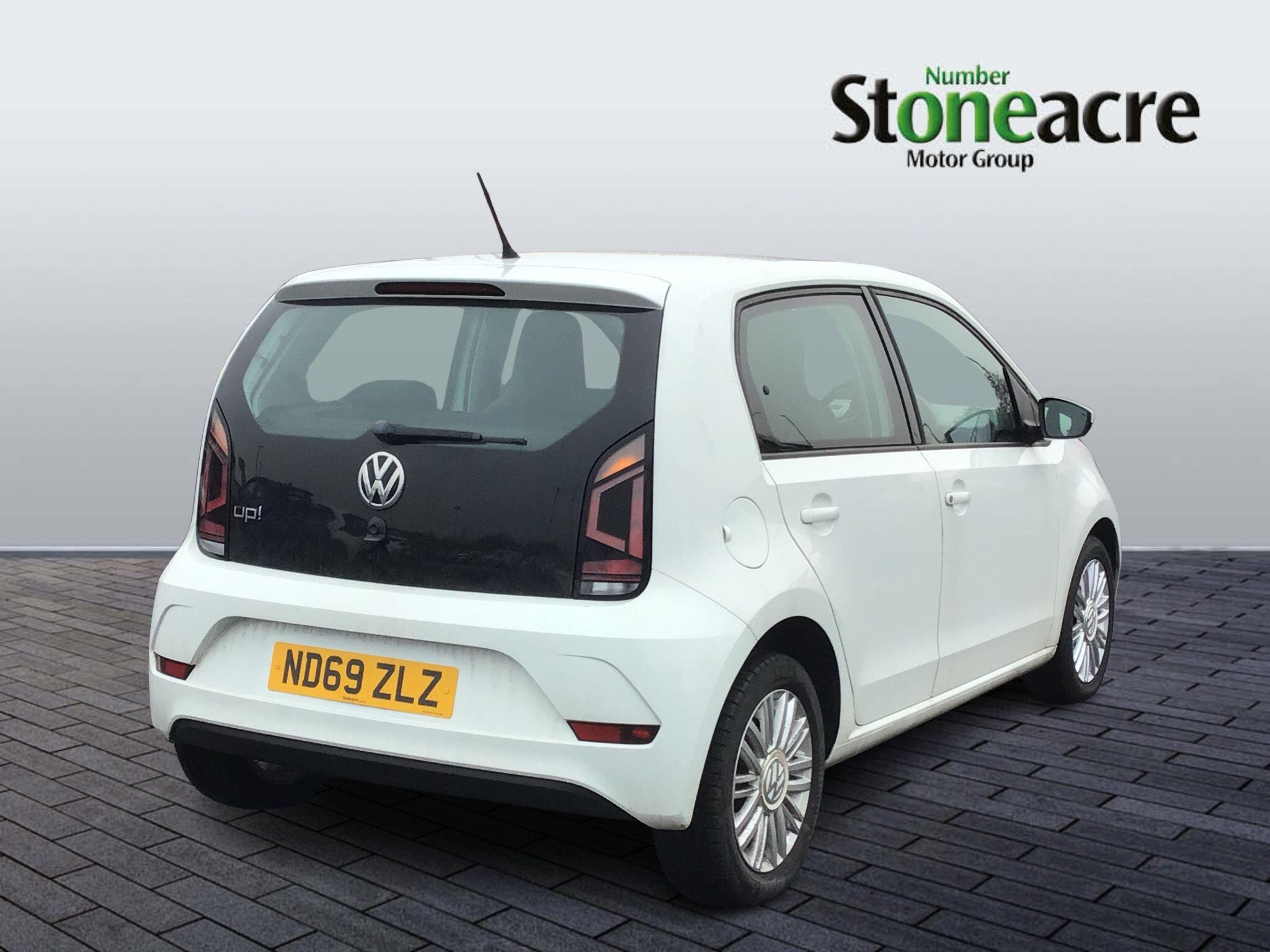 Volkswagen up! 1.0 Move up! Hatchback 5dr Petrol Manual Euro 6 (s/s) (60 ps) ND69ZLZ Image 3