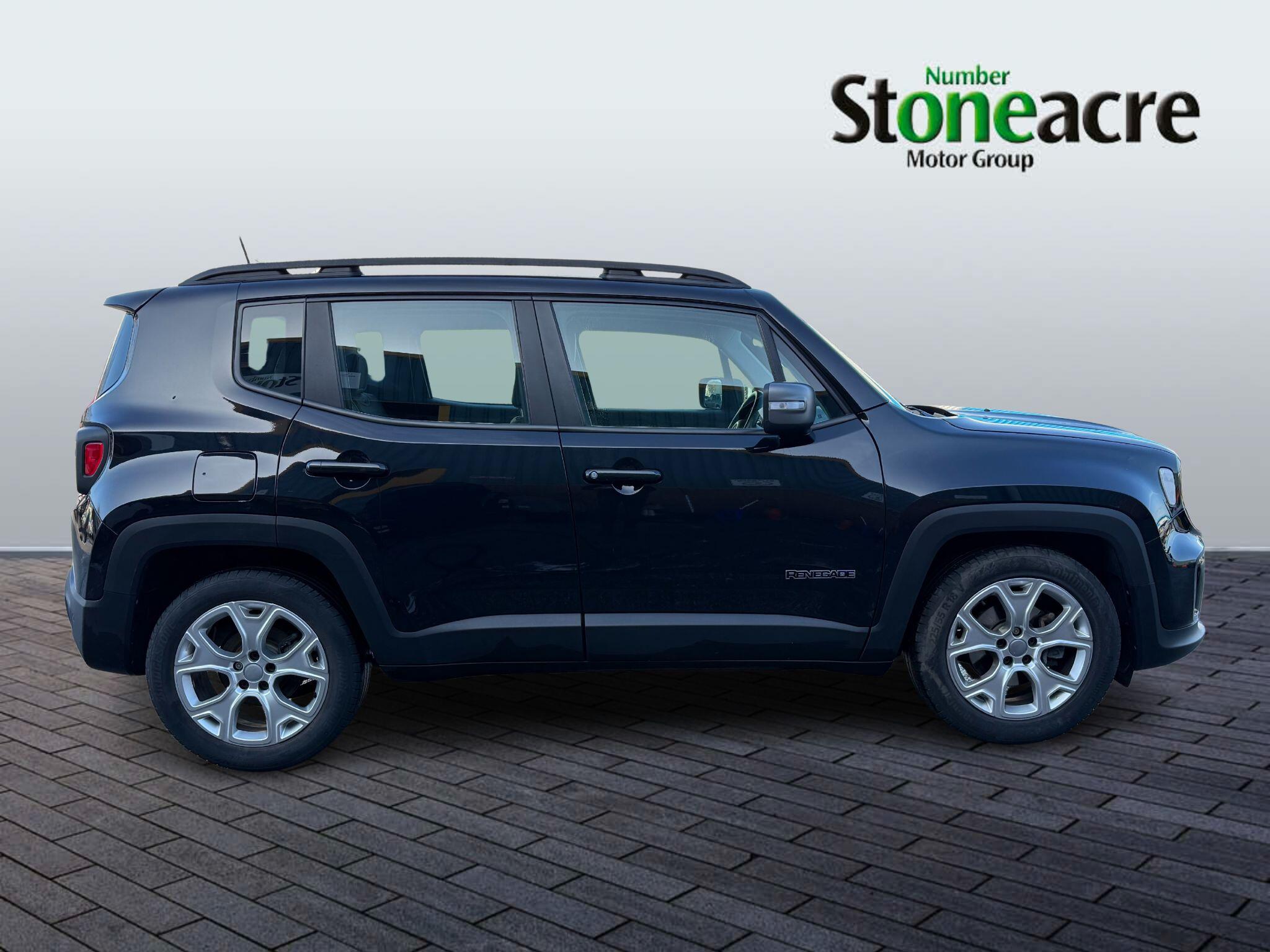 Jeep Renegade 1.3 T4 GSE Limited 5dr DDCT LR71XWJ Image 2