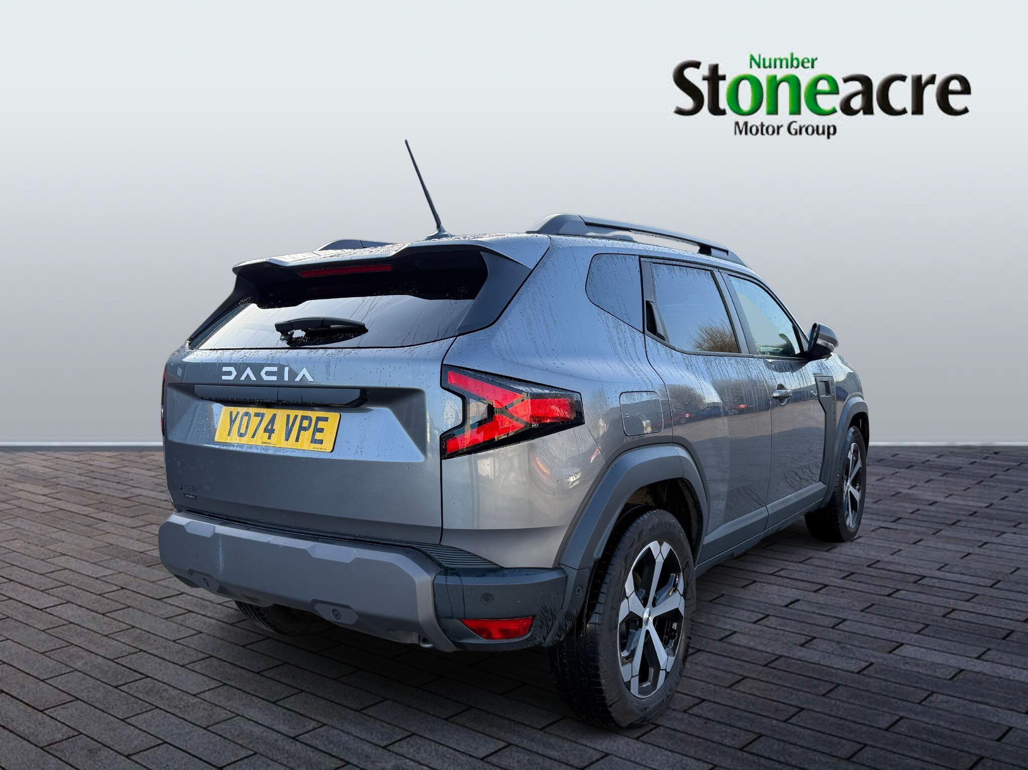 Dacia Duster 1.6 TCe-h Journey Auto Euro 6 (s/s) 5dr YO74VPE Image 3