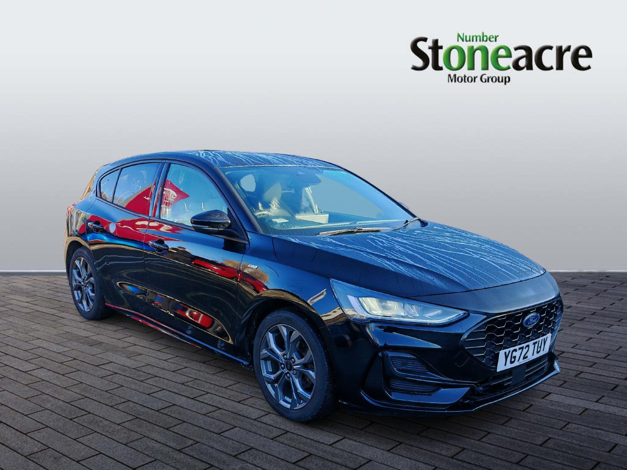Ford Focus 1.0T EcoBoost ST-Line Euro 6 (s/s) 5dr YG72TUY Image 1