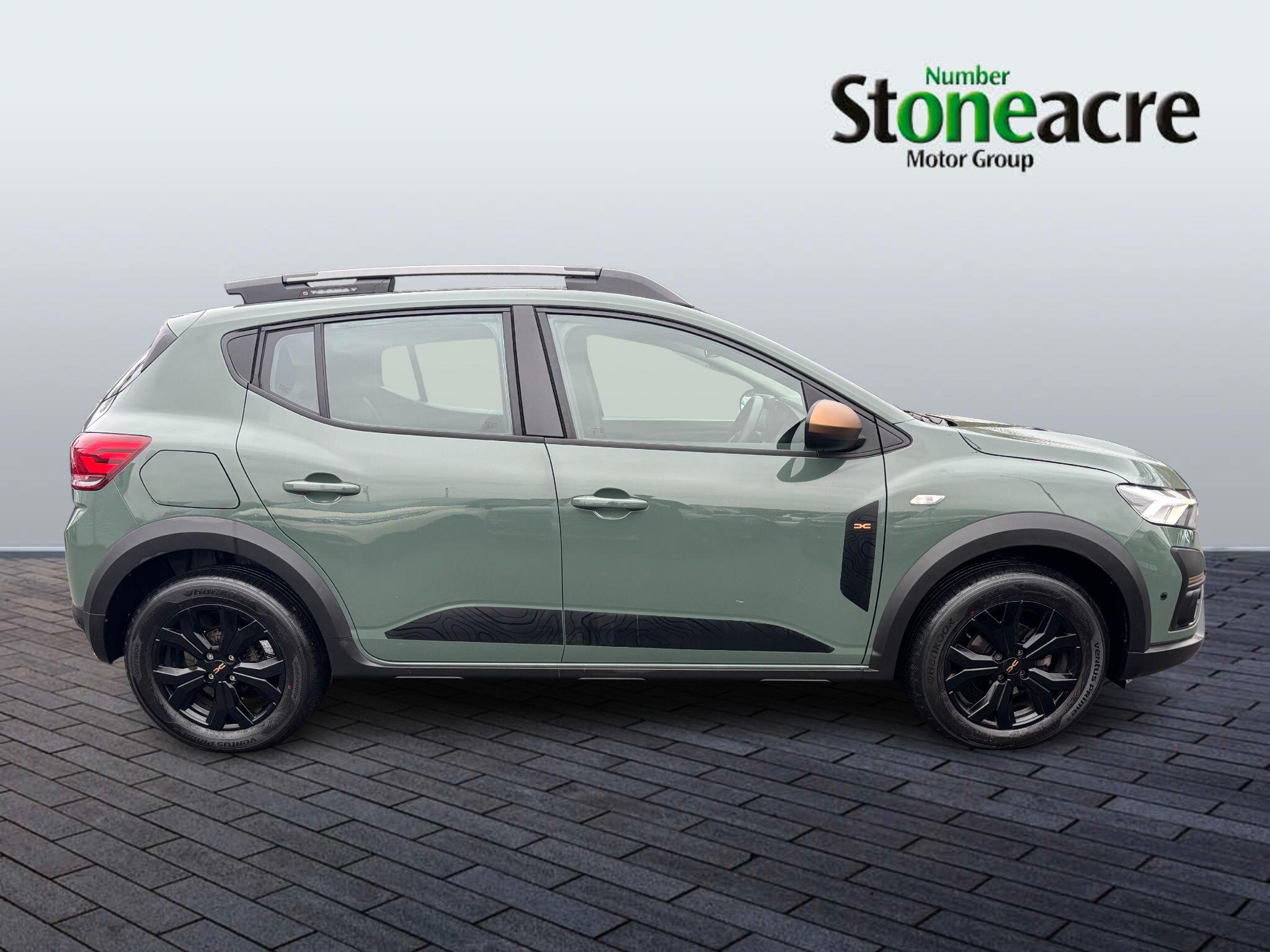 Dacia Sandero Stepway 1.0 TCe EXTREME Euro 6 (s/s) 5dr YT24EJE Image 2