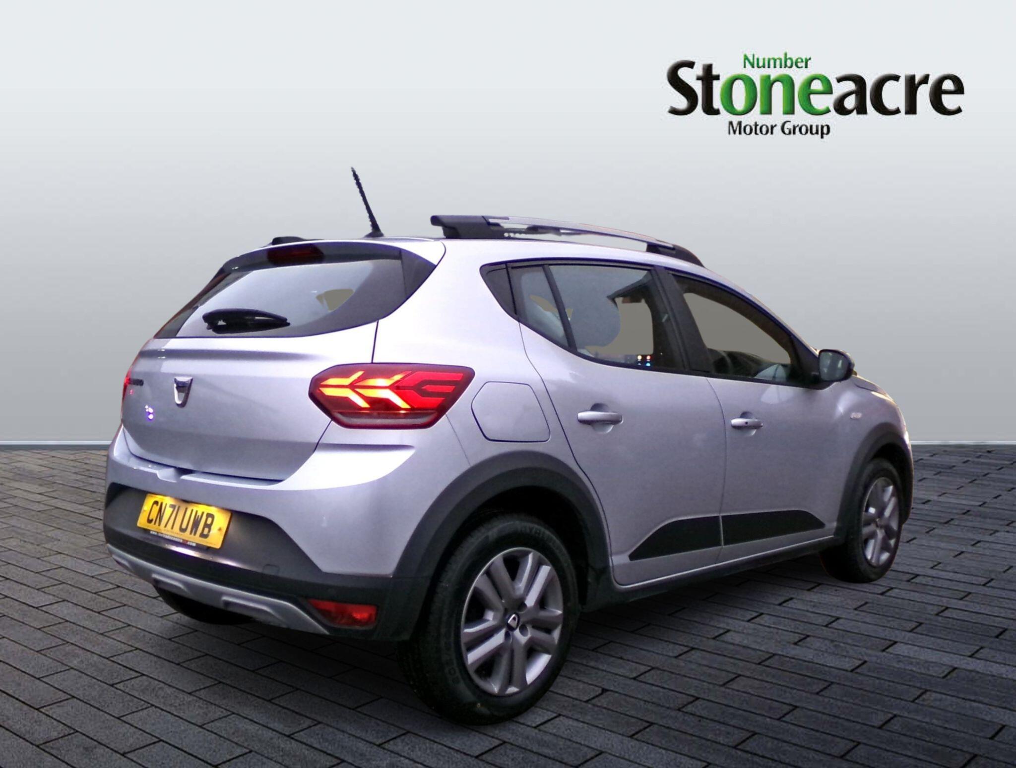 Dacia Sandero Stepway 1.0 TCe Comfort 5dr CN71UWB Image 3