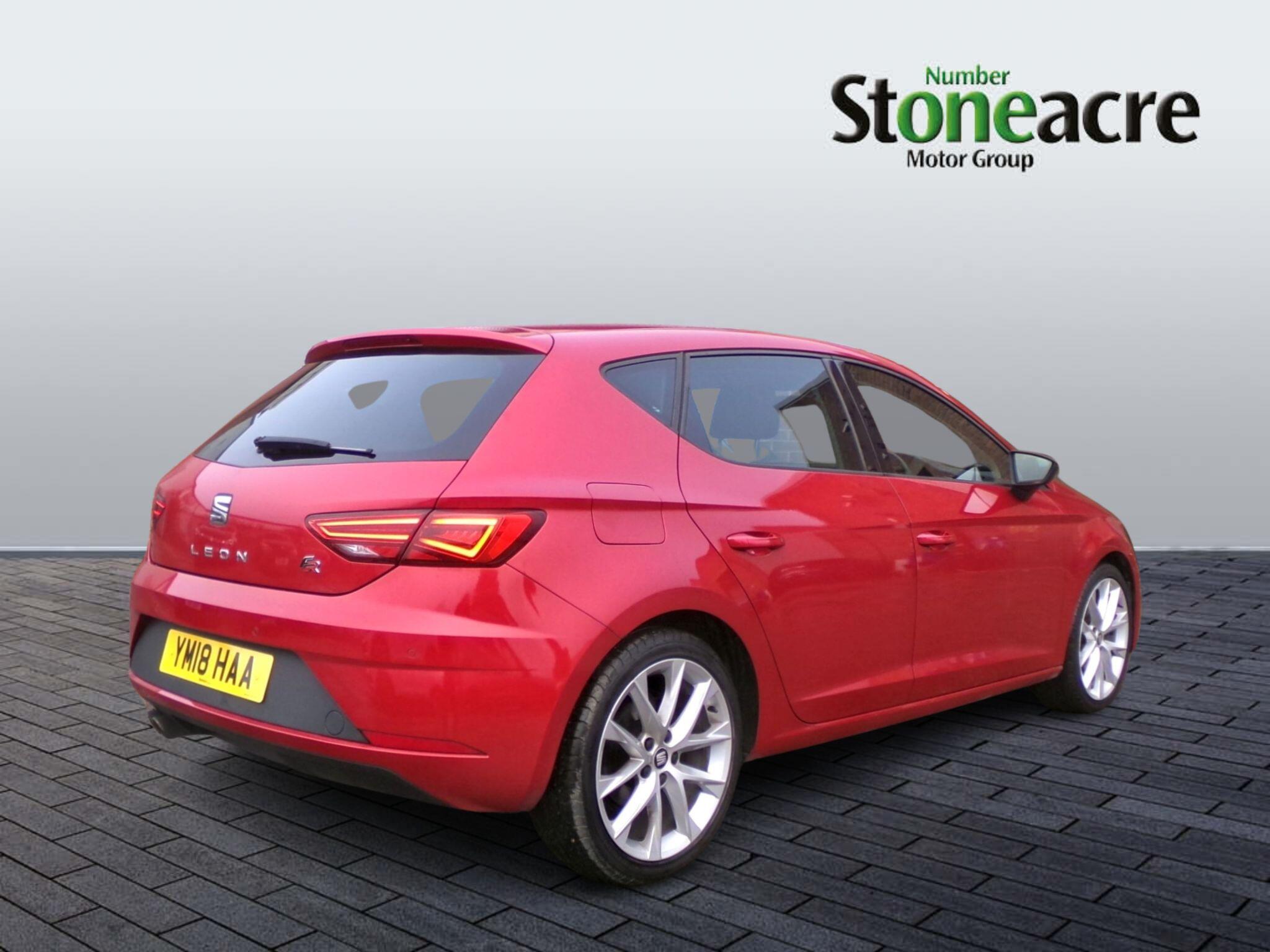 SEAT Leon 1.4 TSI FR Technology Hatchback 5dr Petrol Manual Euro 6 (s/s) (125 ps) YM18HAA Image 3