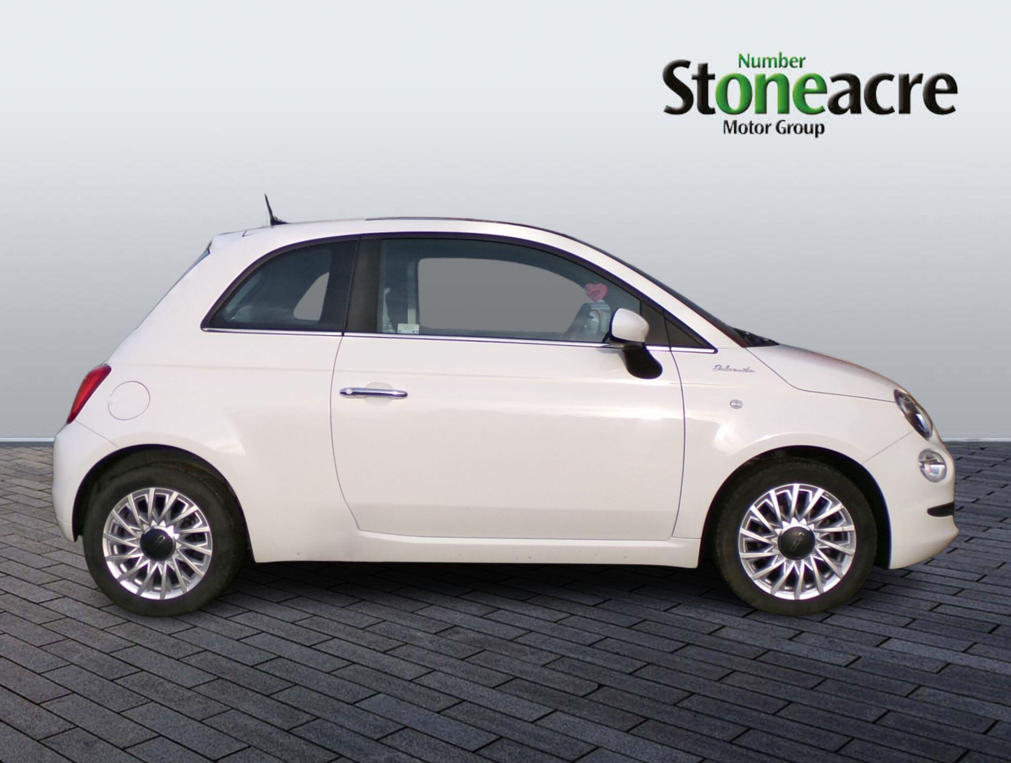 Fiat 500 1.0 Mild Hybrid Dolcevita [Part Leather] 3dr YR22SBY Image 2