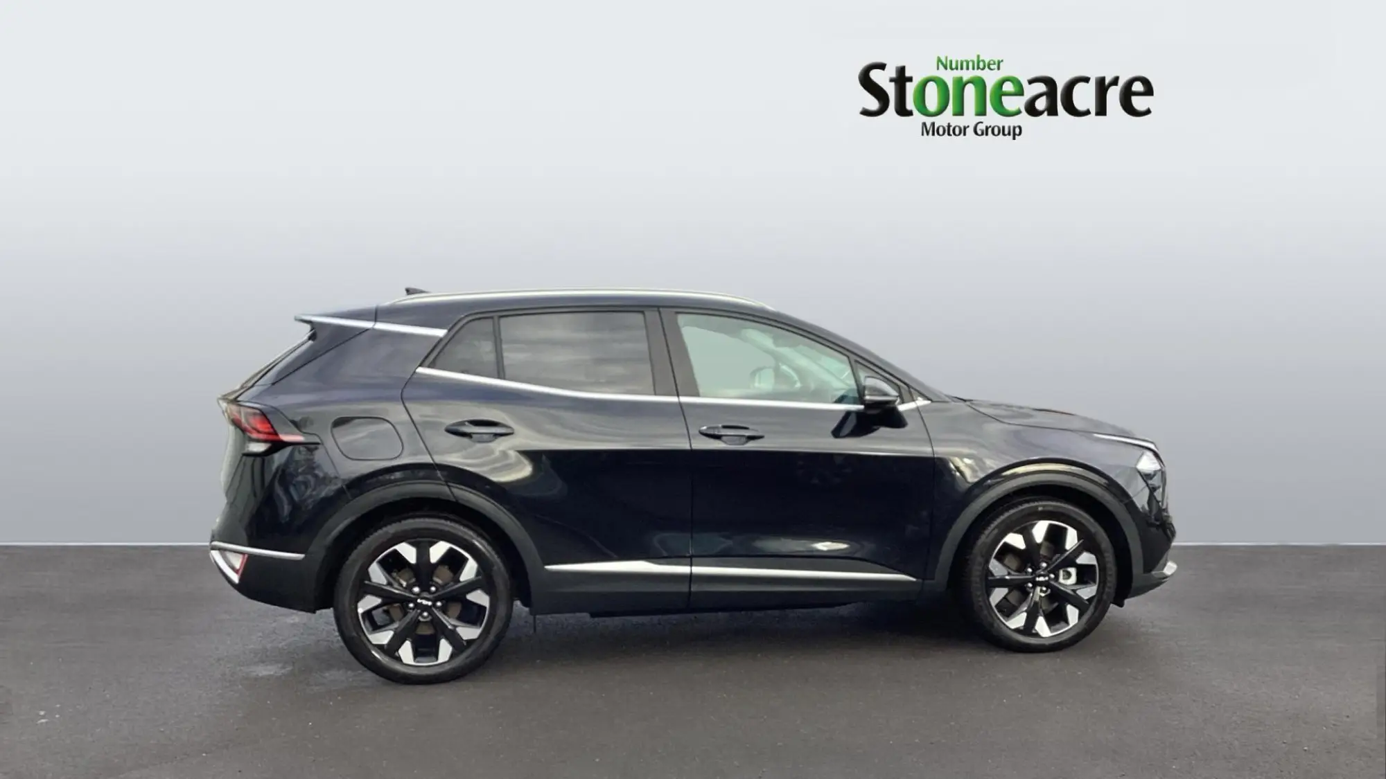Kia Sportage Plug-In Hybrid 1.6 T-GDi 13.8kWh 3 Auto AWD Euro 6 (s/s) 5dr LE24SSV Image 3