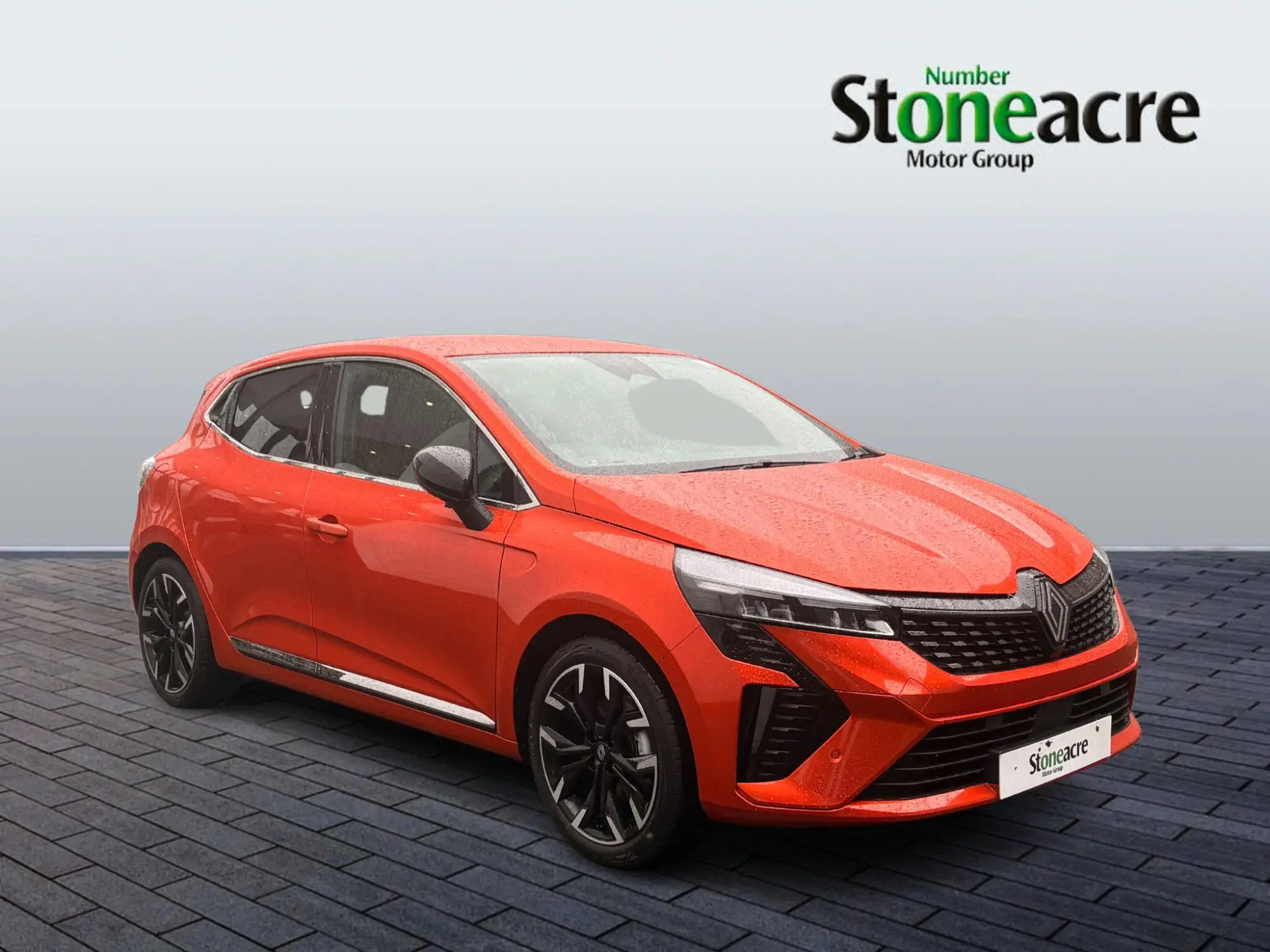 Renault Clio E-Tech 1.6 E-TECH techno Auto Euro 6 (s/s) 5dr YM75UEC Image 1