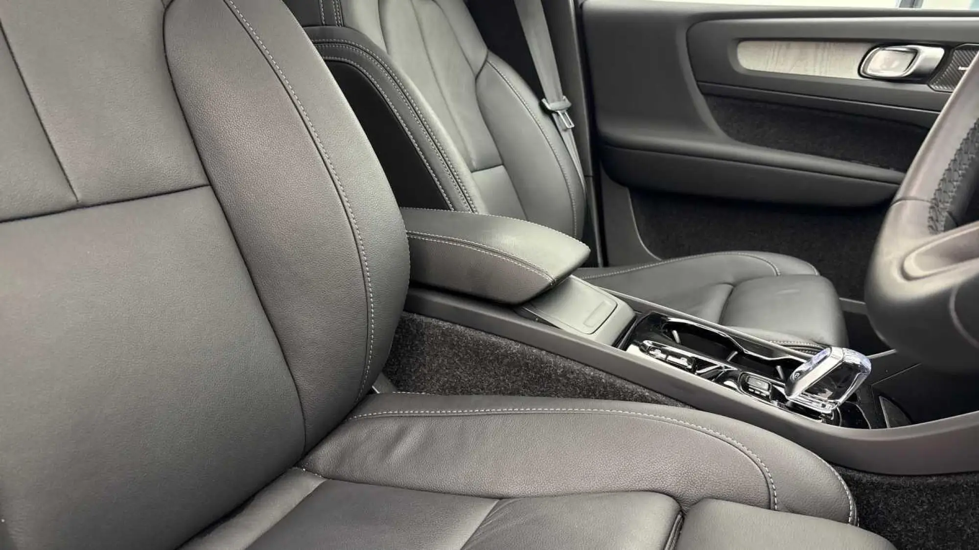 Volvo XC40 Image 29