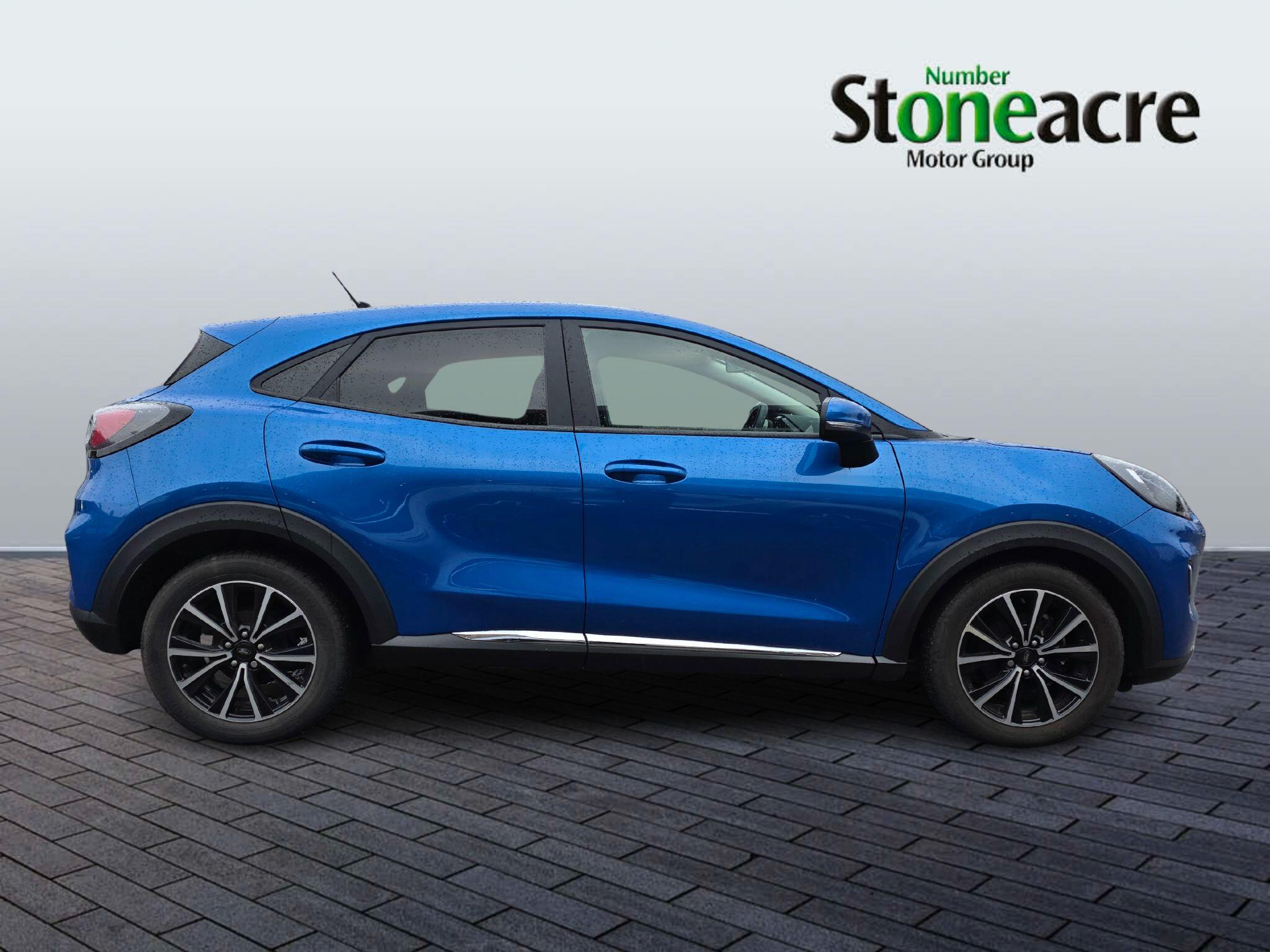 Ford Puma 1.0 EcoBoost Hybrid mHEV Titanium 5dr YC21JYB Image 2