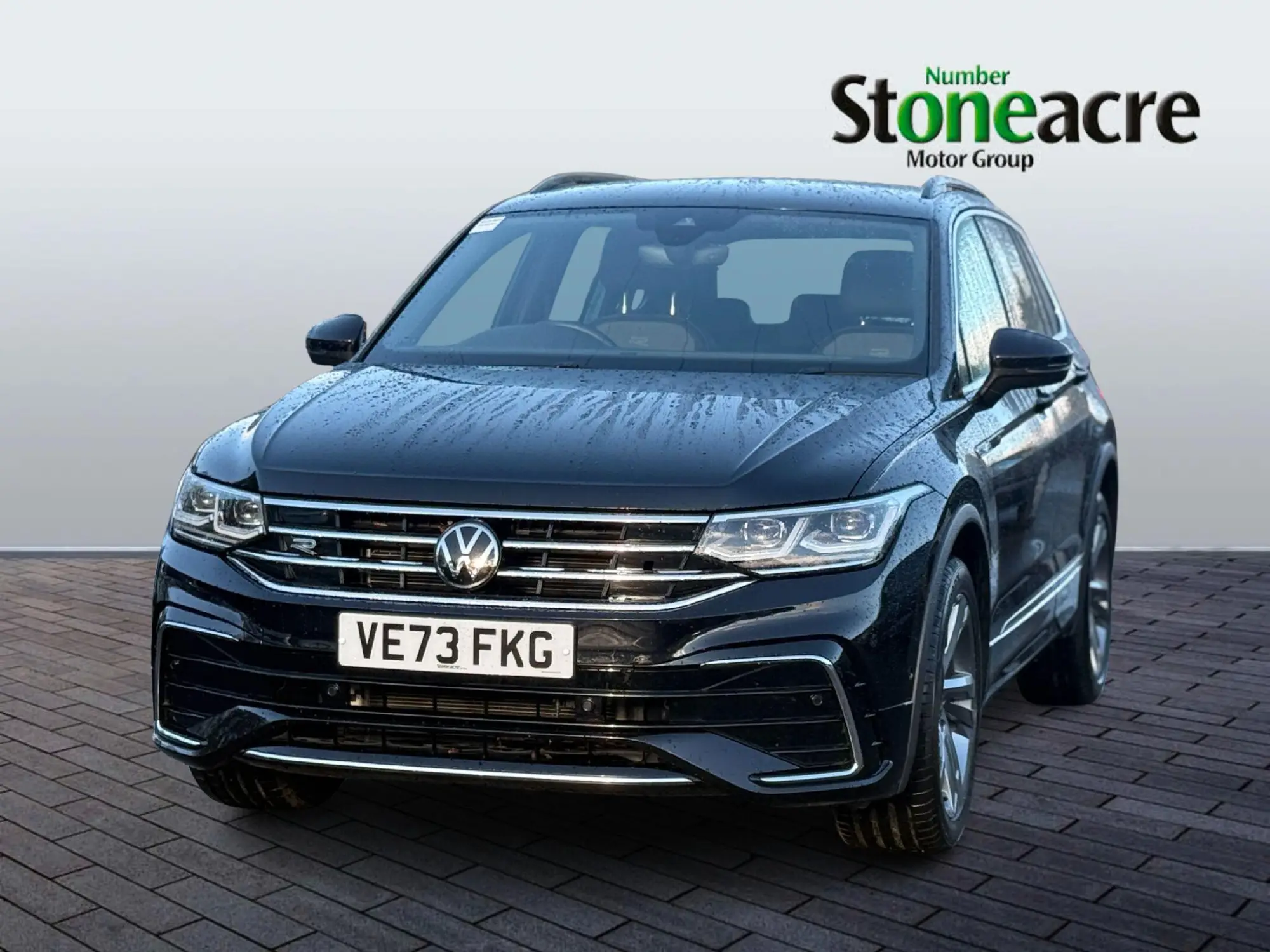 Volkswagen Tiguan 1.5 TSI R-Line Edition DSG Euro 6 (s/s) 5dr VE73FKG Image 2