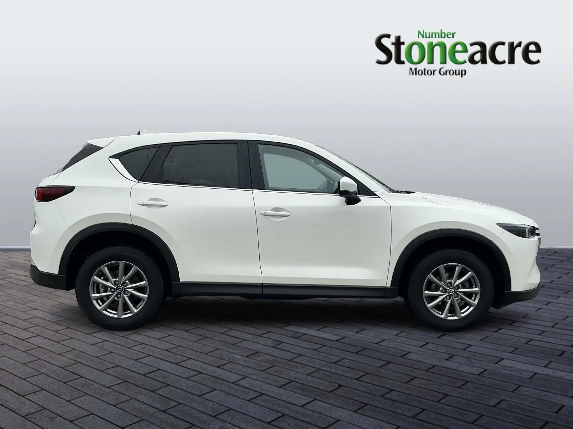 Mazda CX-5 2.0 e-SKYACTIV G MHEV Centre-Line Auto Euro 6 (s/s) 5dr LP73HOA Image 2