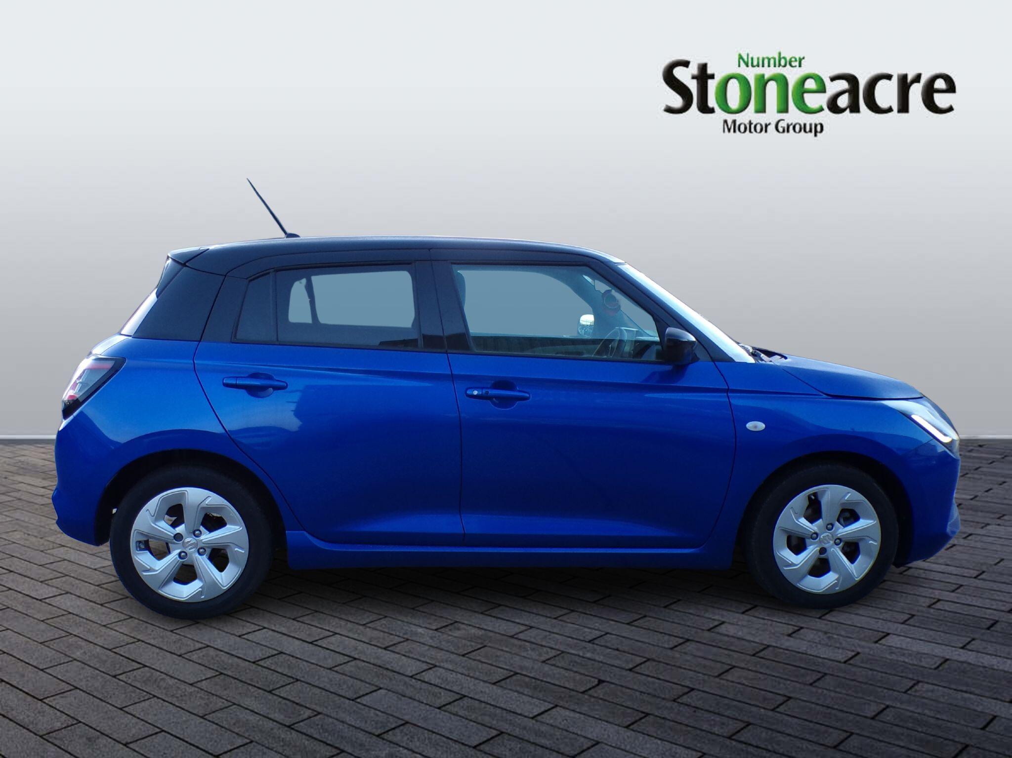 Suzuki Swift 1.2 MHEV Motion CVT Euro 6 (s/s) 5dr AK24VCP Image 2