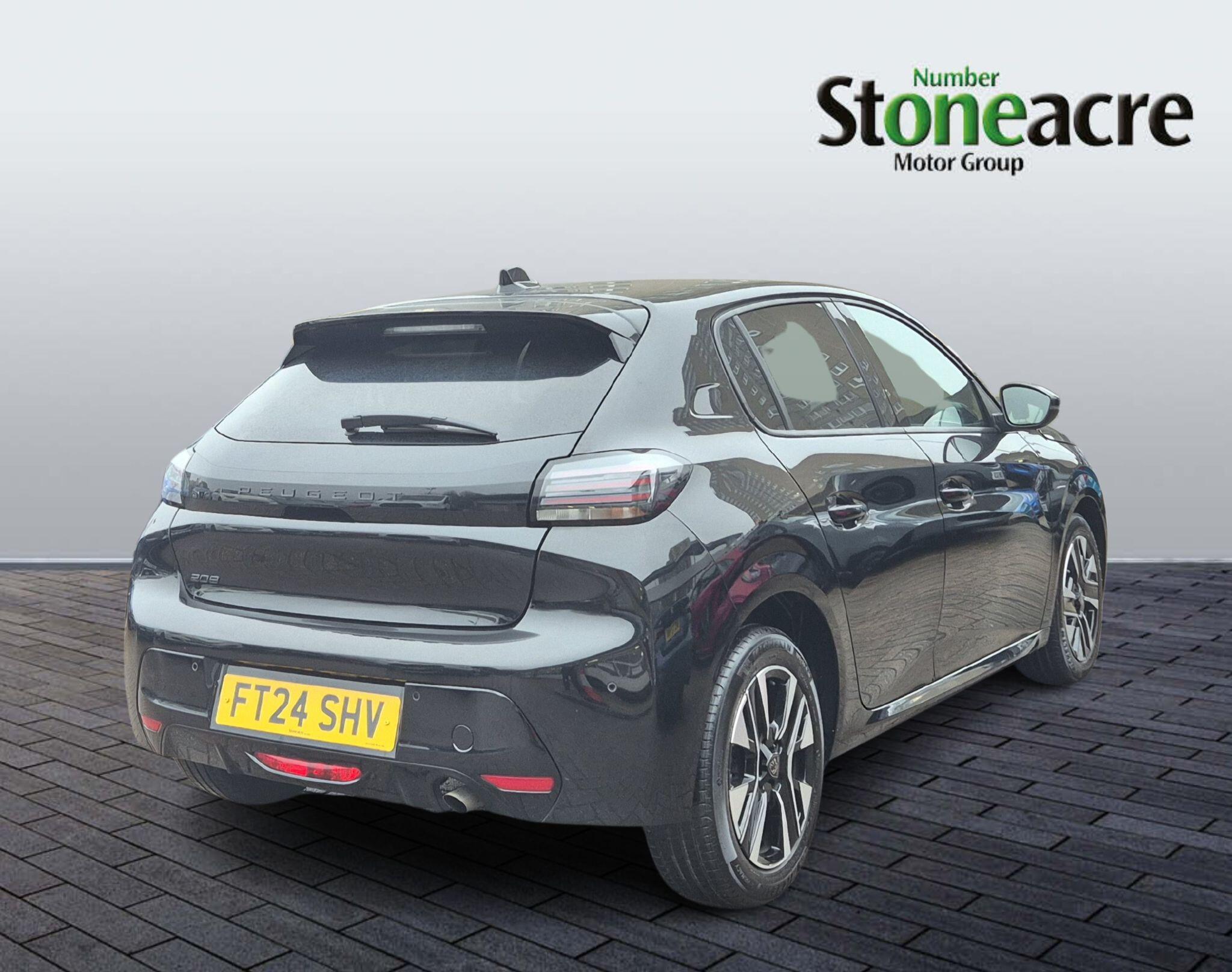 Peugeot 208 1.2 PureTech Allure Euro 6 (s/s) 5dr FT24SHV Image 3
