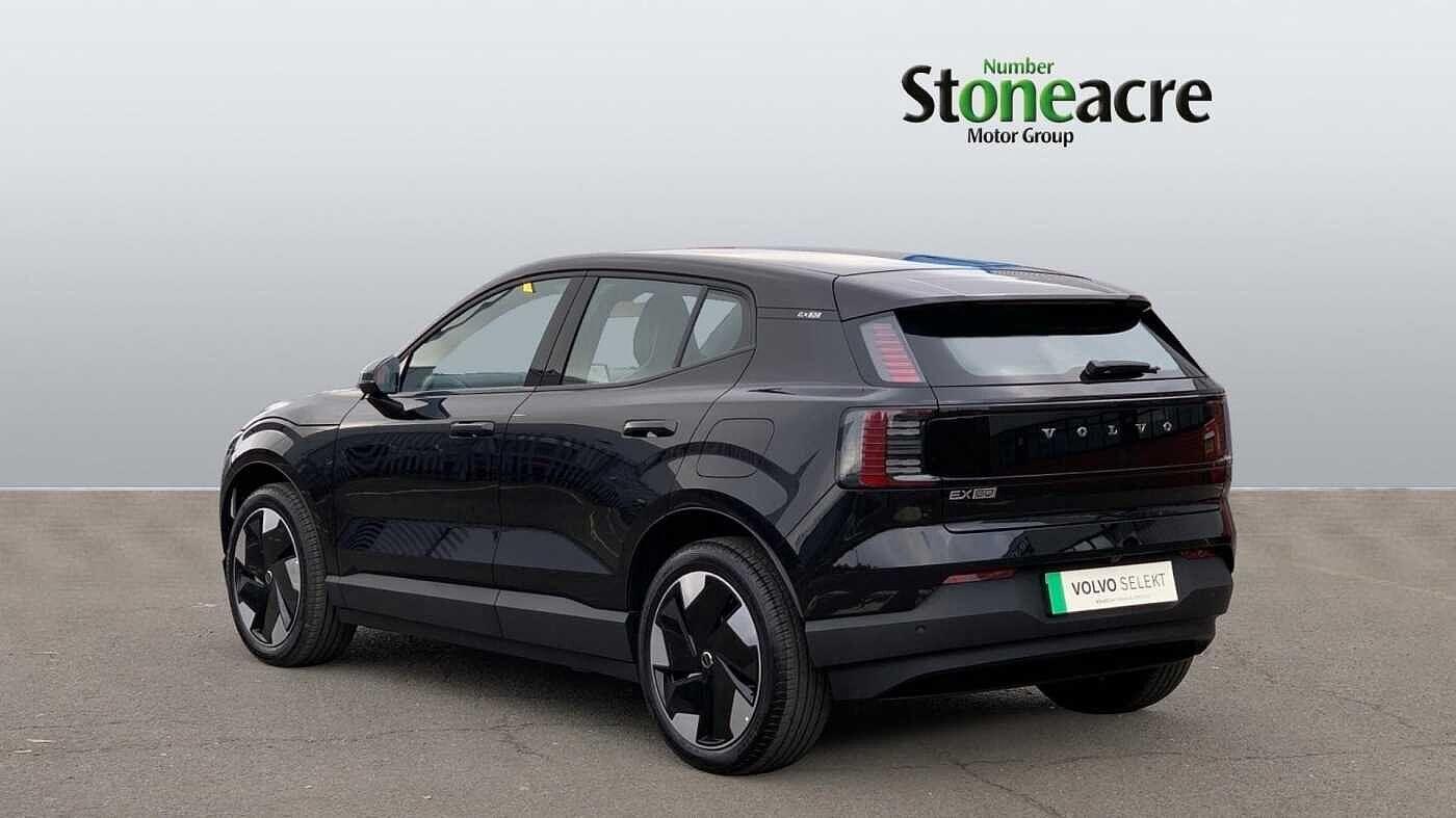 Volvo EX30 200kW SM Extended Range Plus 69kWh 5dr Auto NG75CXP Image 2